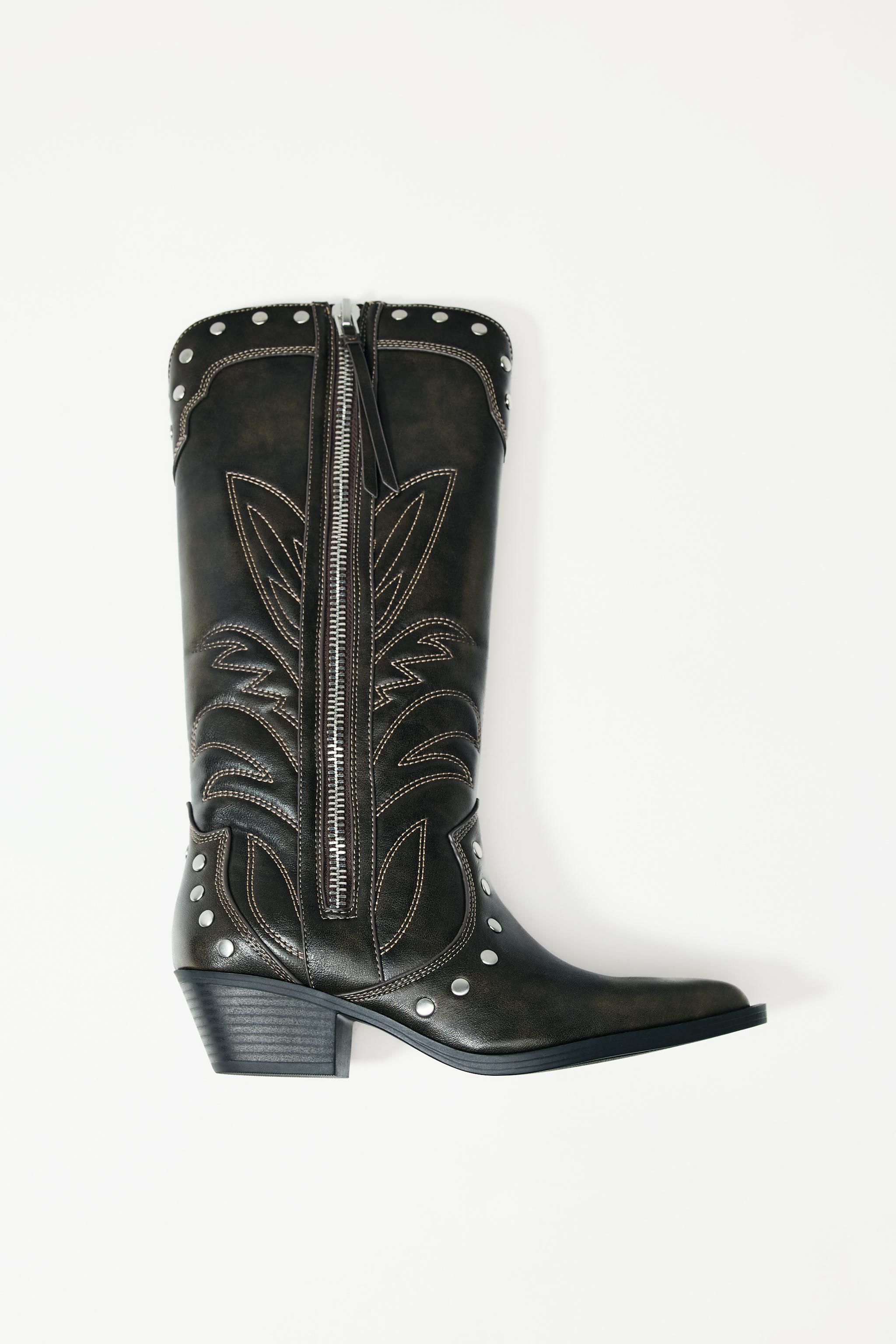COWBOY STUDDED BOOTS
