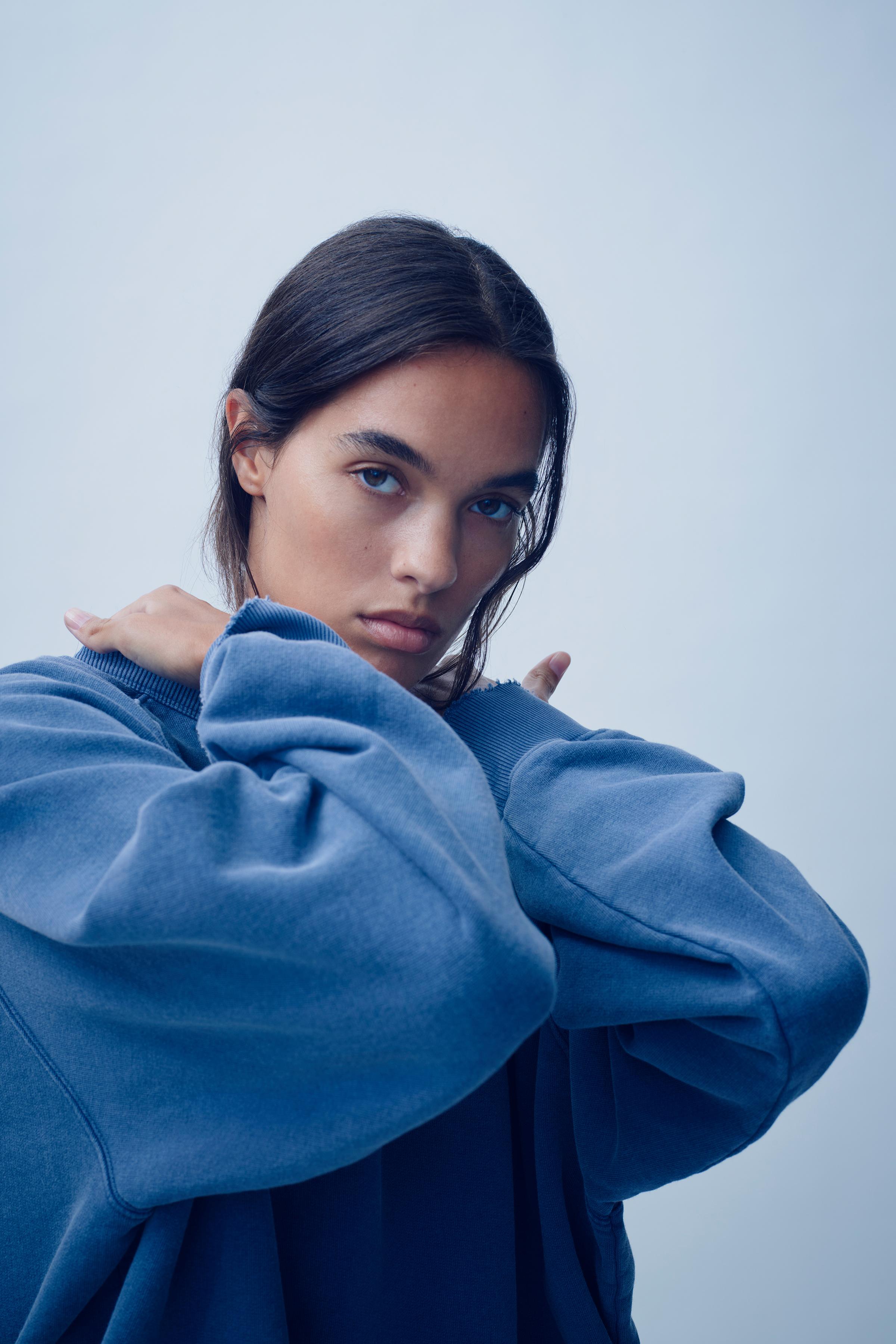 WASHED EFFECT SWEATSHIRT