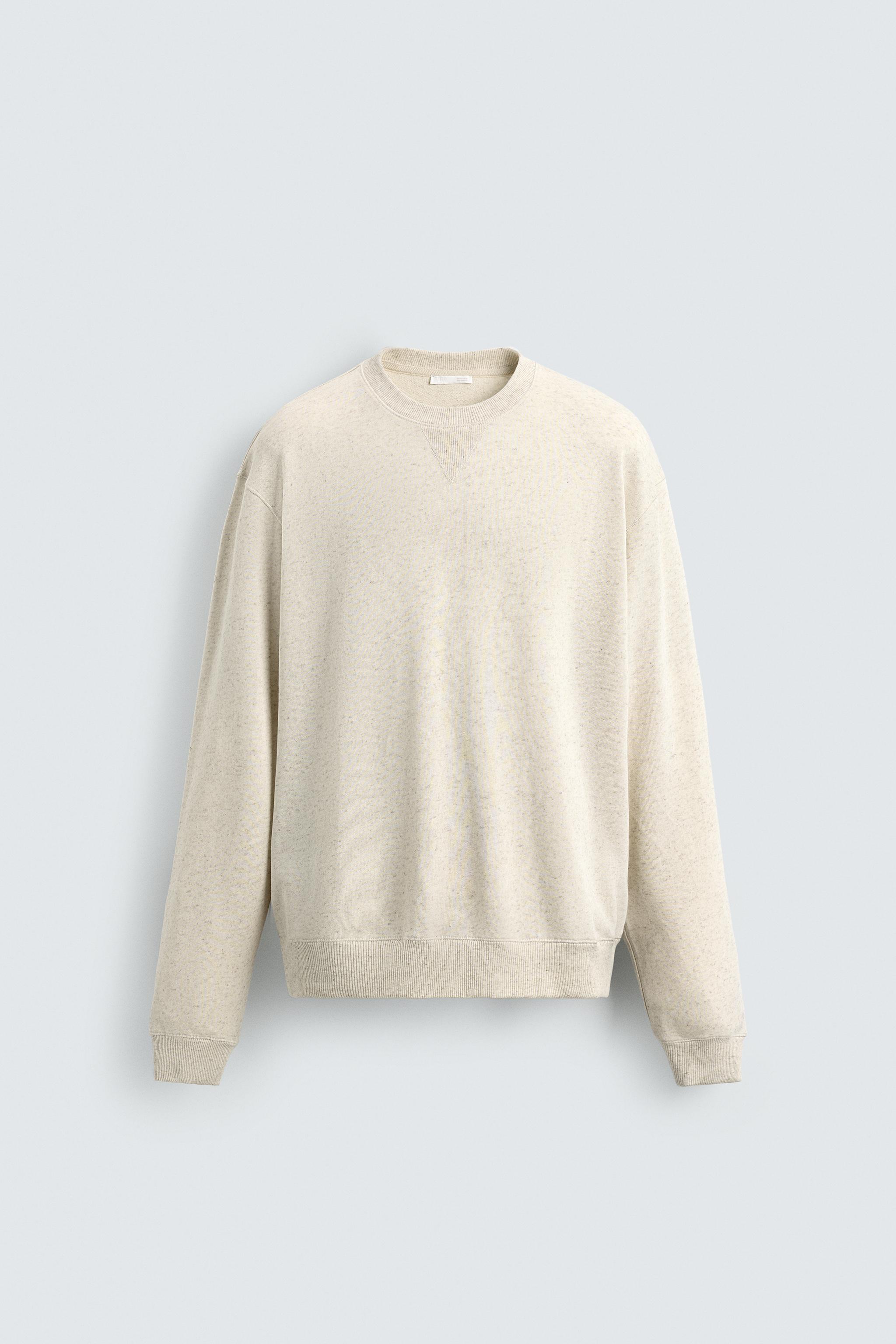 SOFT CREWNECK SWEATSHIRT