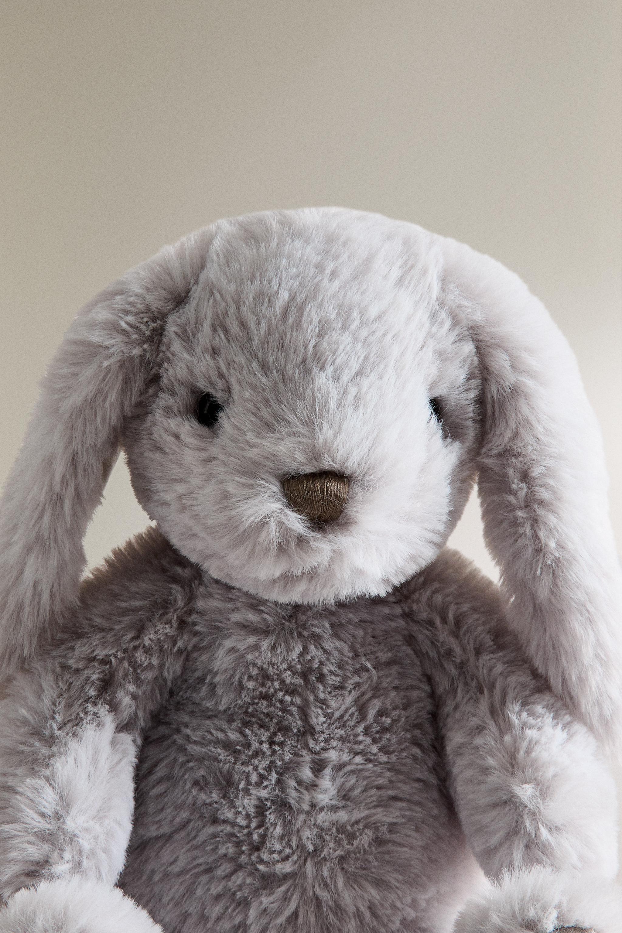 CHILDREN’S BUNNY PLUSH TOY