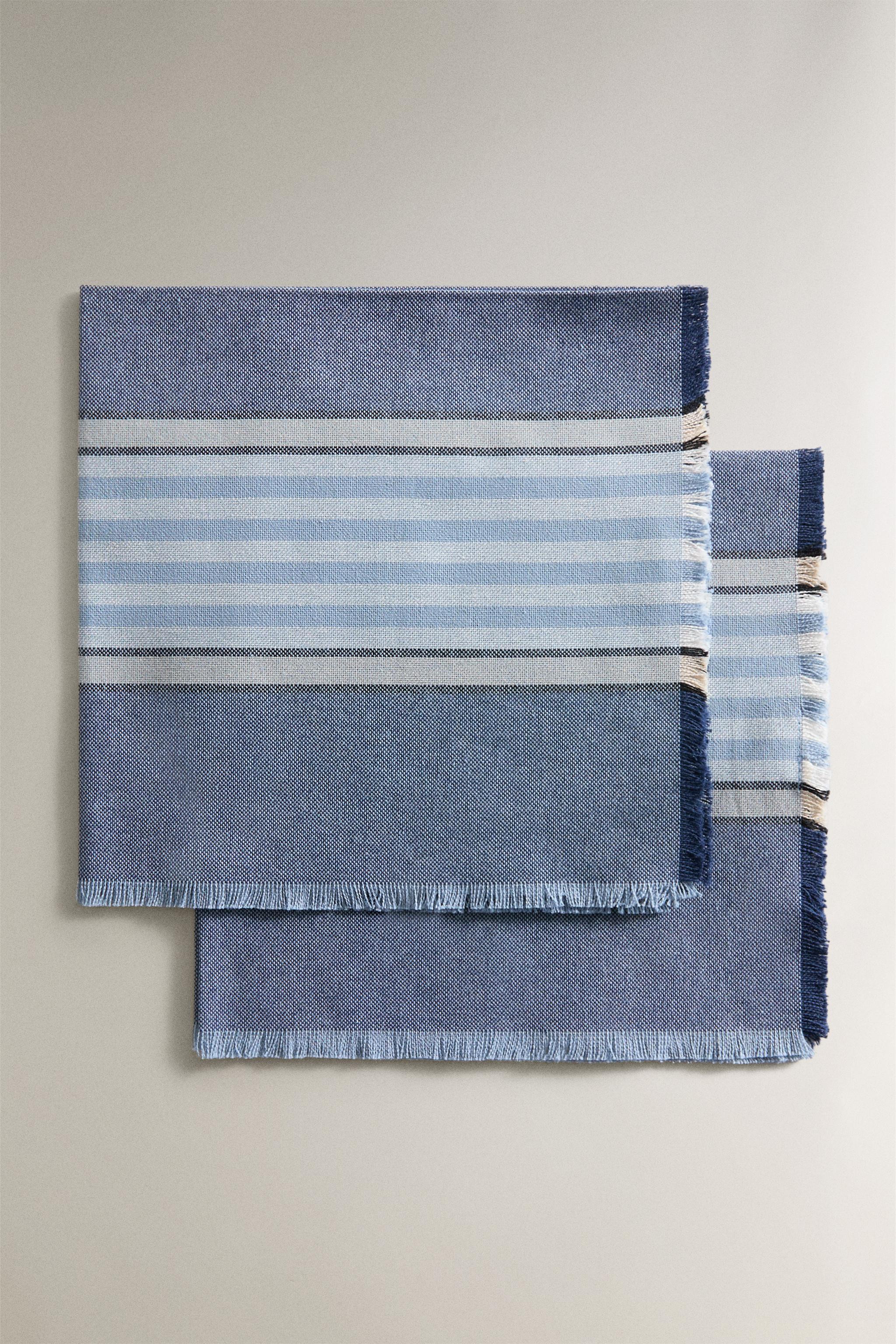 SET OF DYED THREAD STRIPED NAPKINS (SET OF 2)