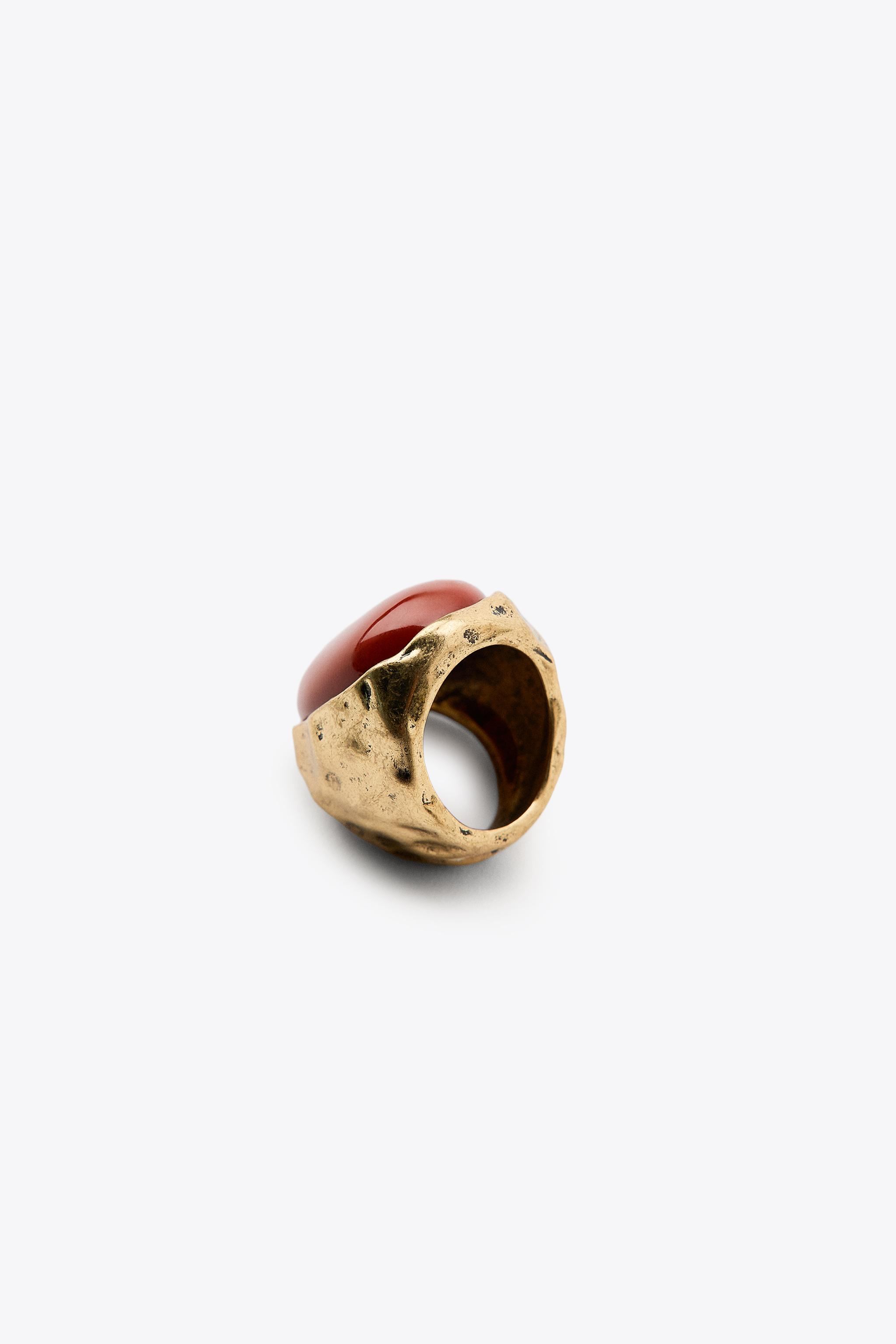 STONE RING
