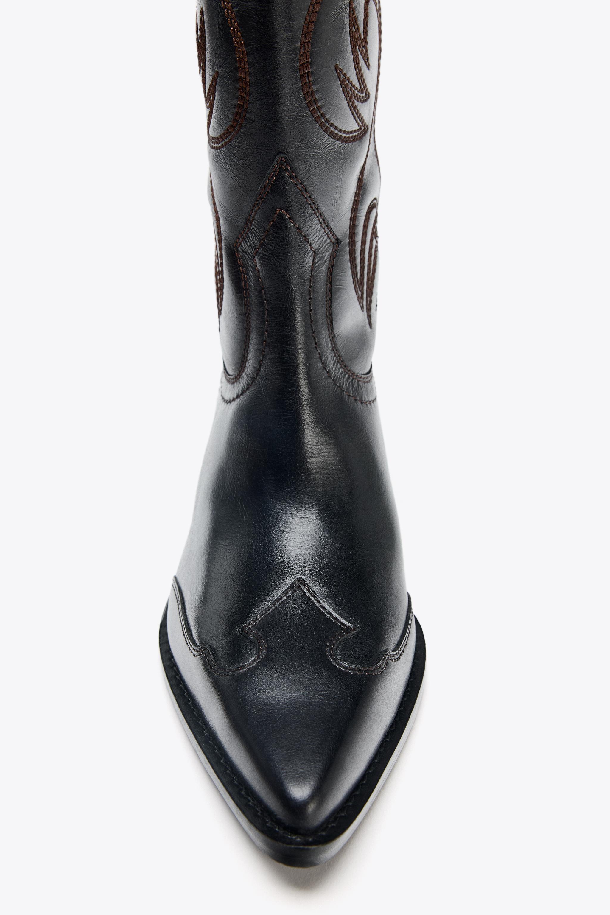 EMBROIDERED LEATHER COWBOY BOOTS