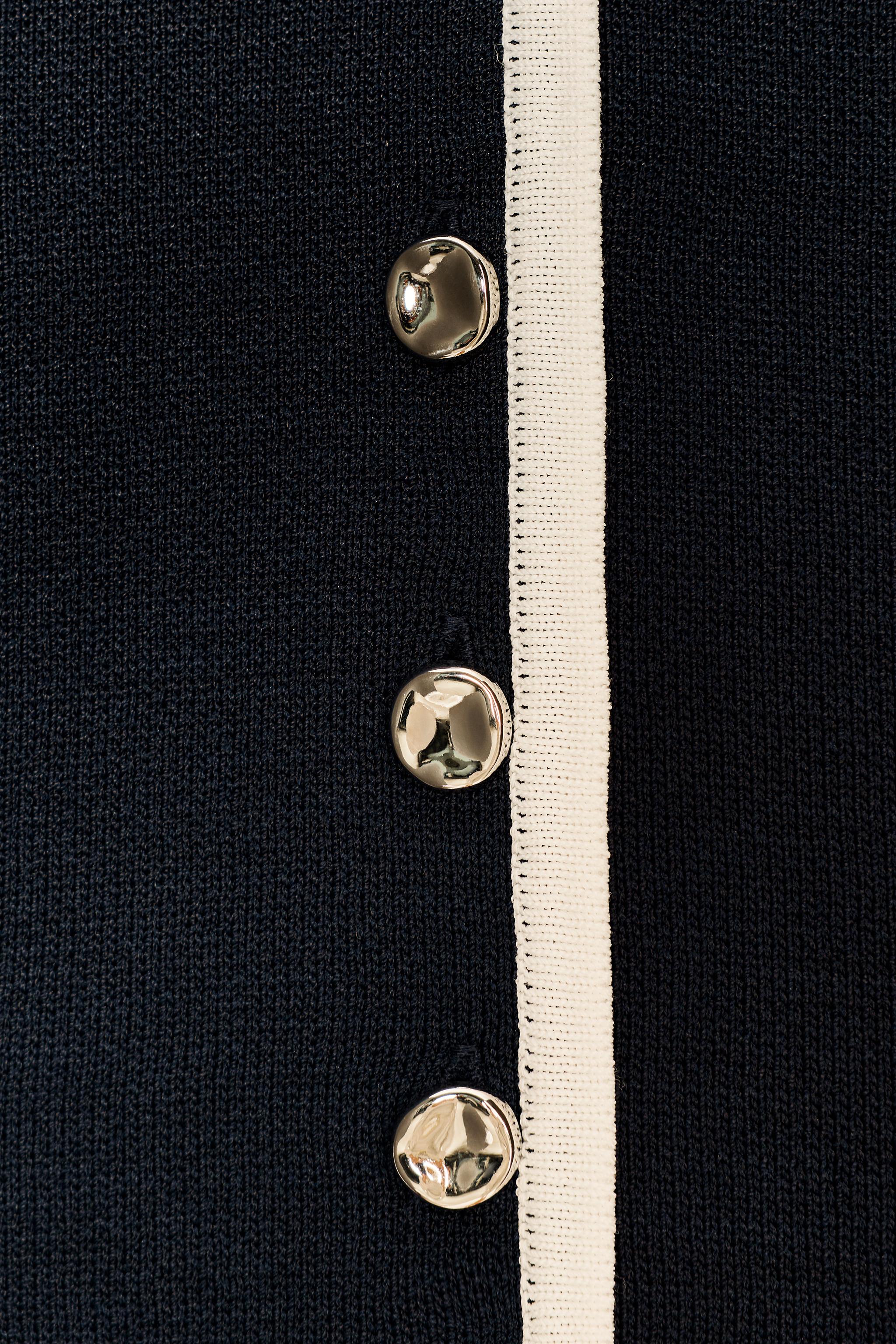 COMBINATION LAPEL KNIT TOP