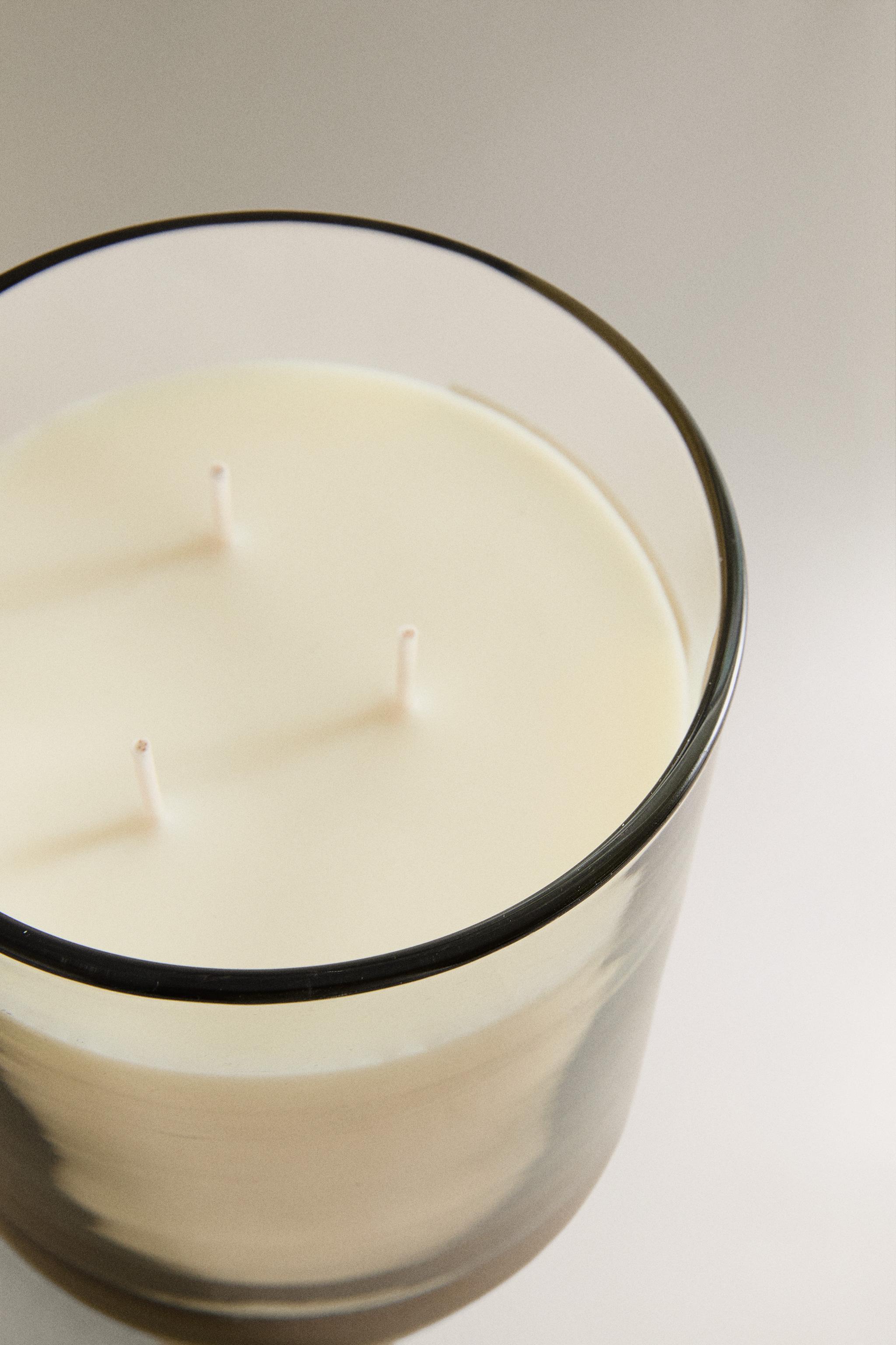 (620 G) LEMON BERGAMOT SCENTED CANDLE