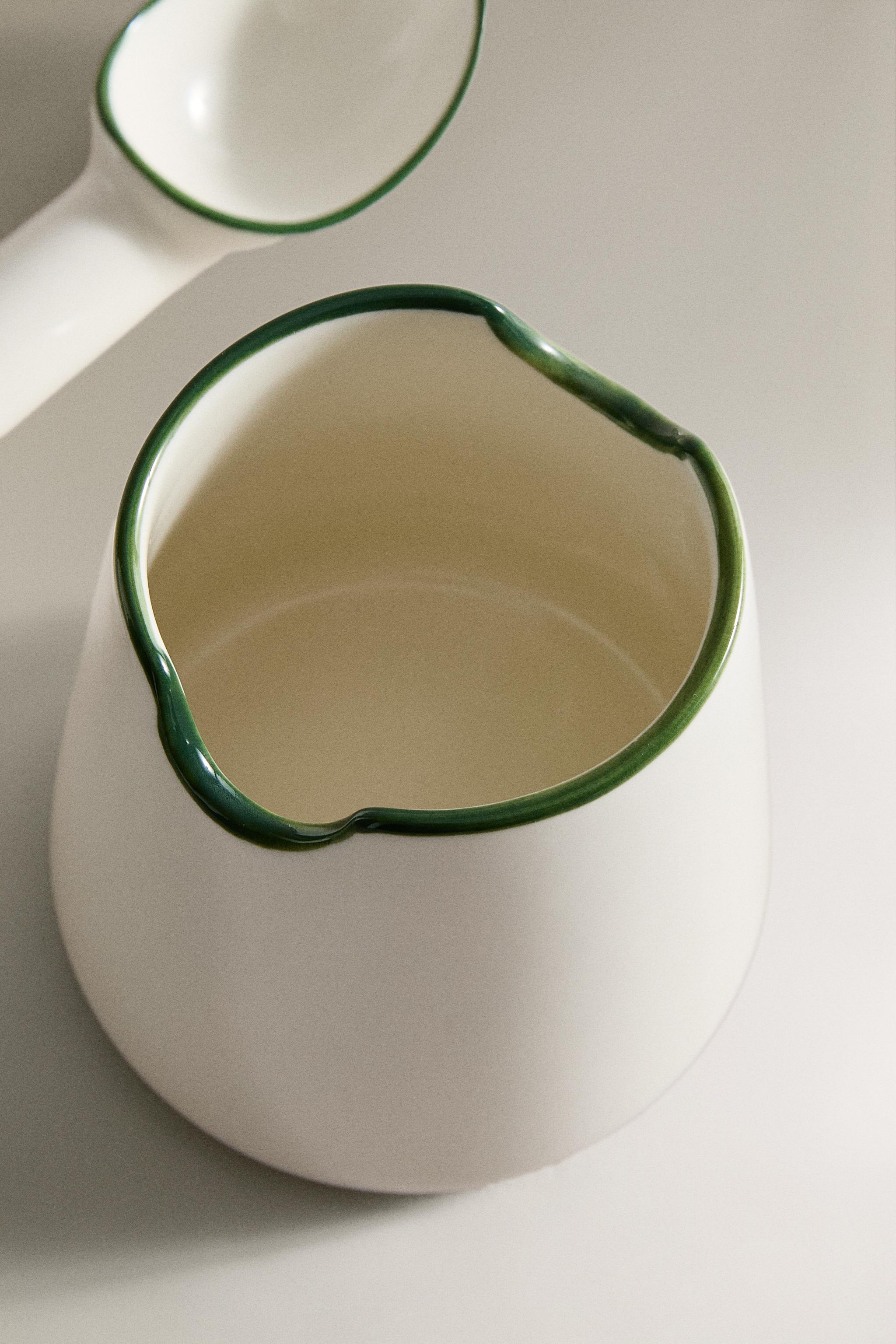 STONEWARE ICE CREAM SERVING SET