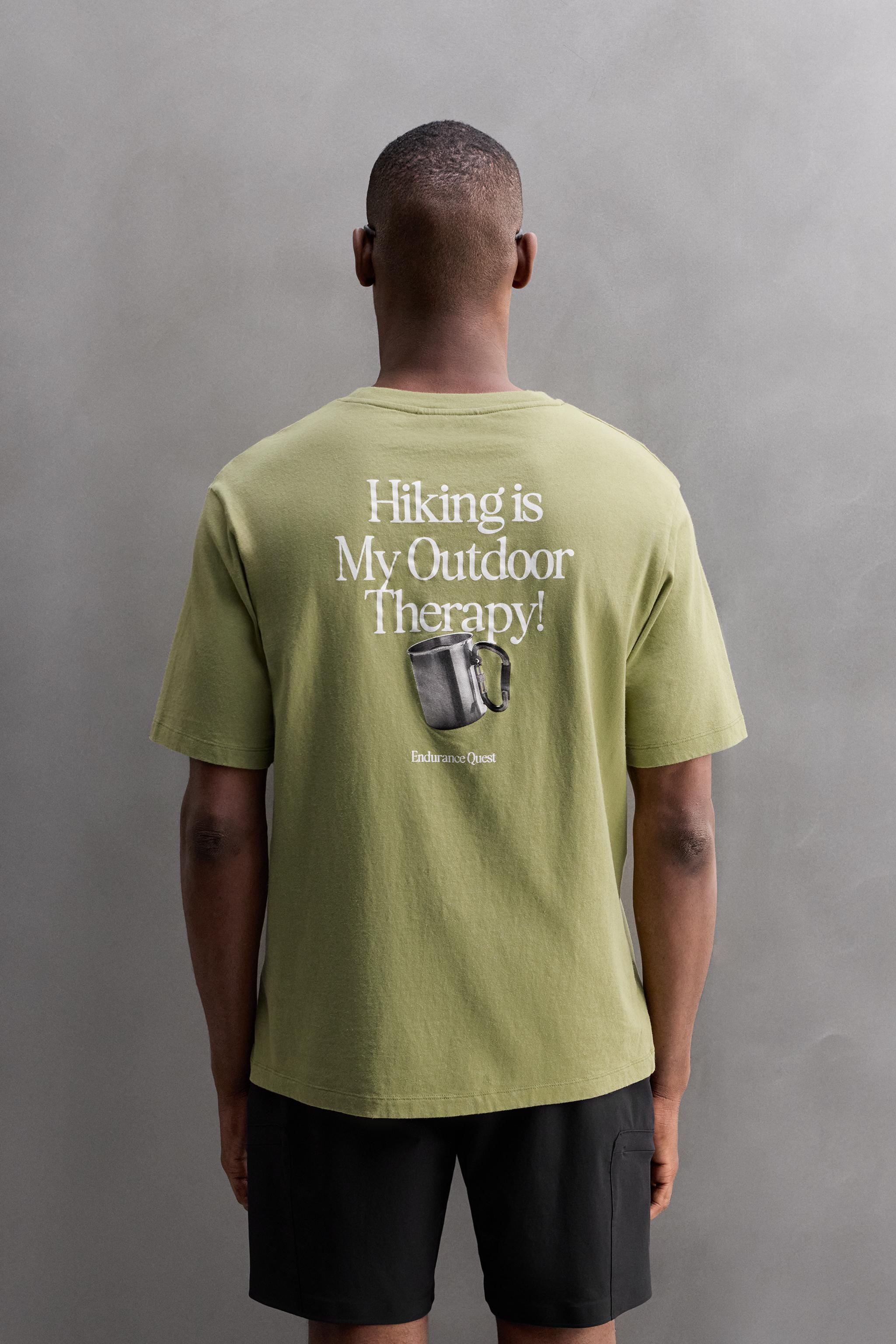 GRAPHIC PRINT T-SHIRT