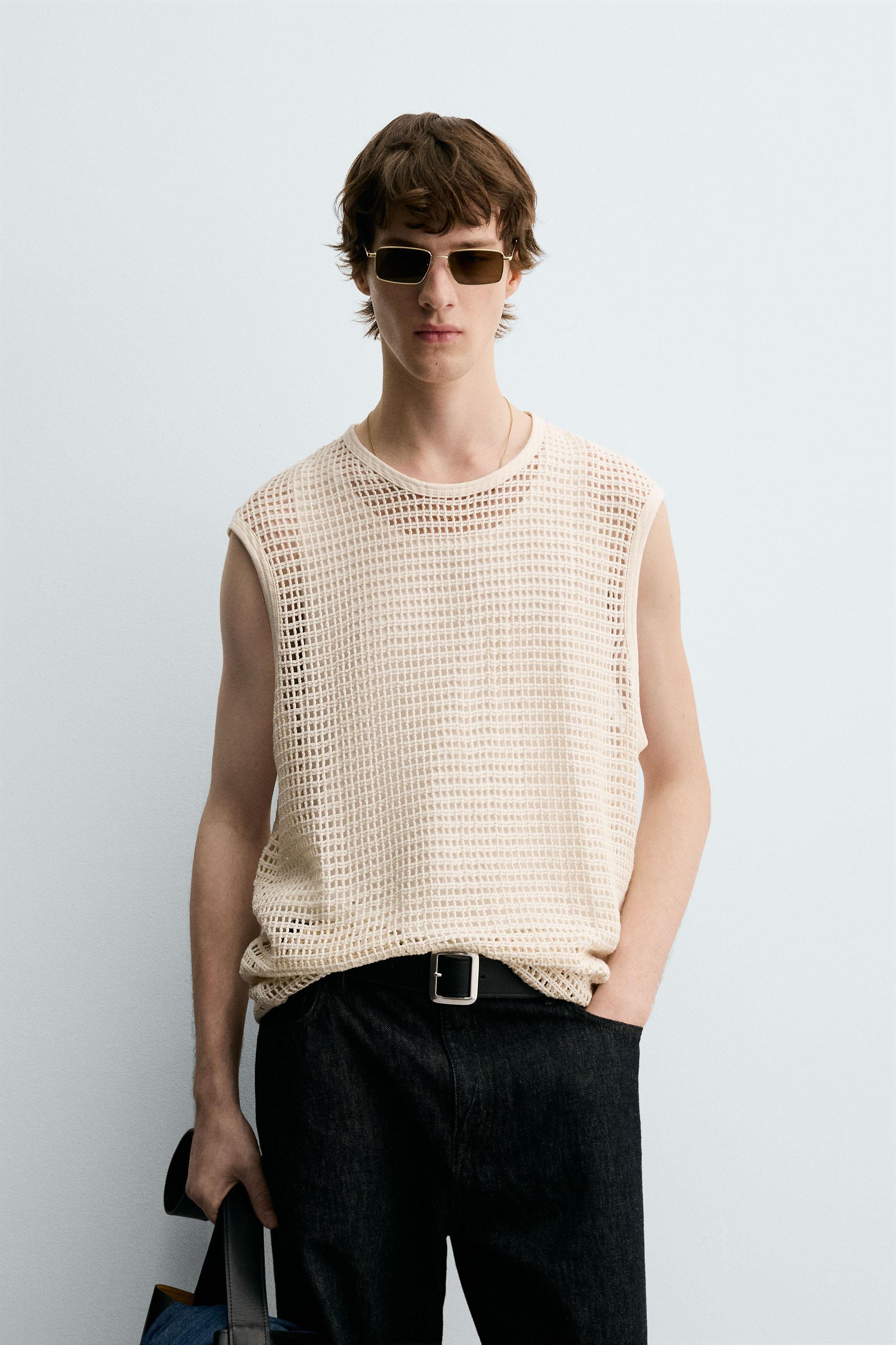 CROCHET TEXTURED T-SHIRT