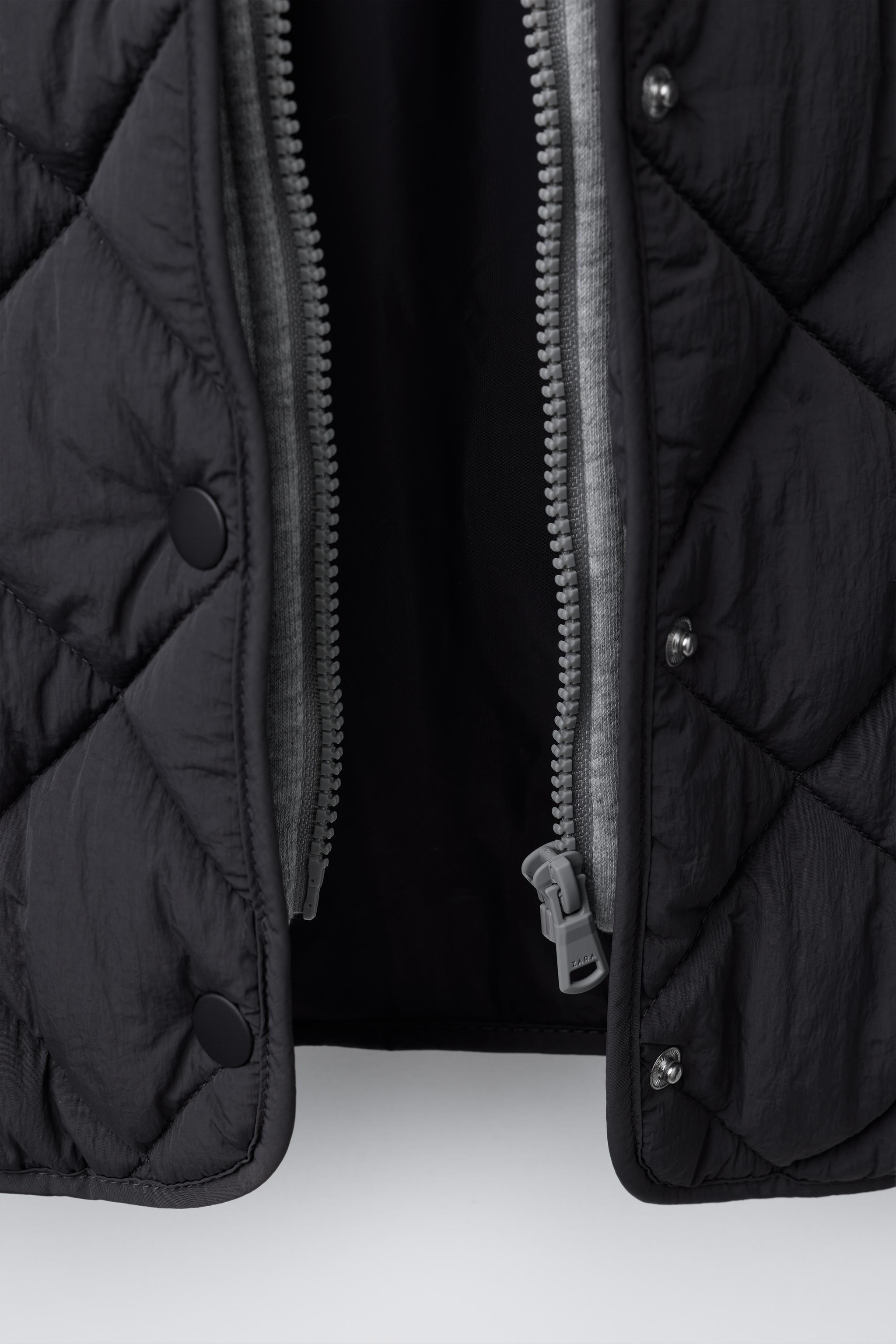 HOODED SWEATSHIRT PUFFER JACKET