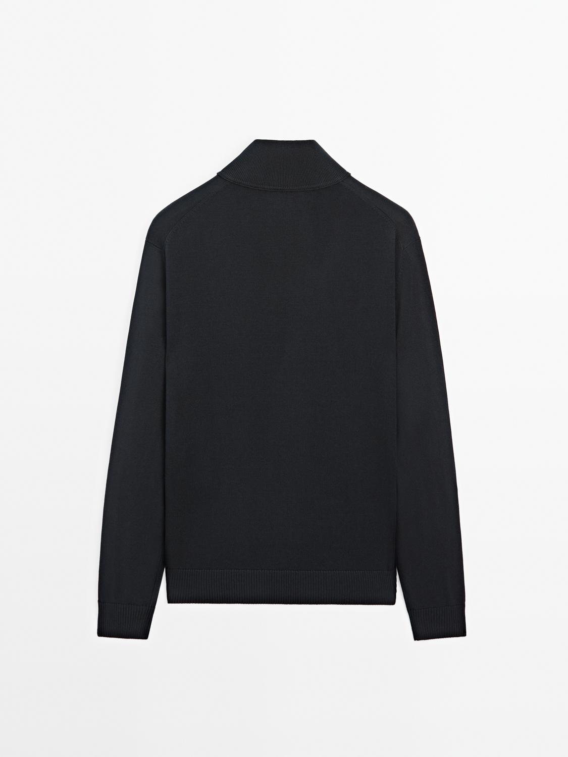Mock neck knit sweater with zip