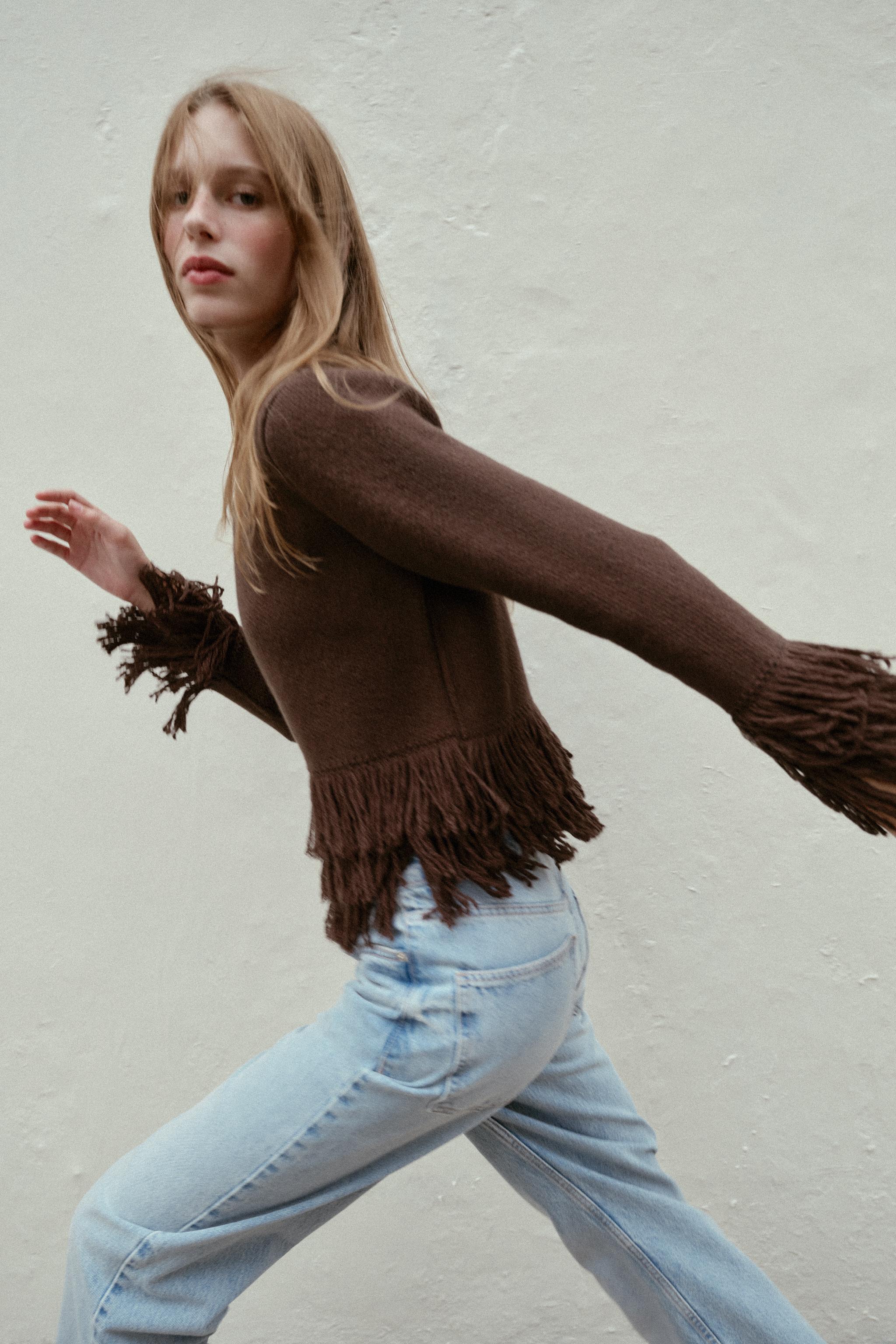 FRINGED BUTTON KNIT CARDIGAN