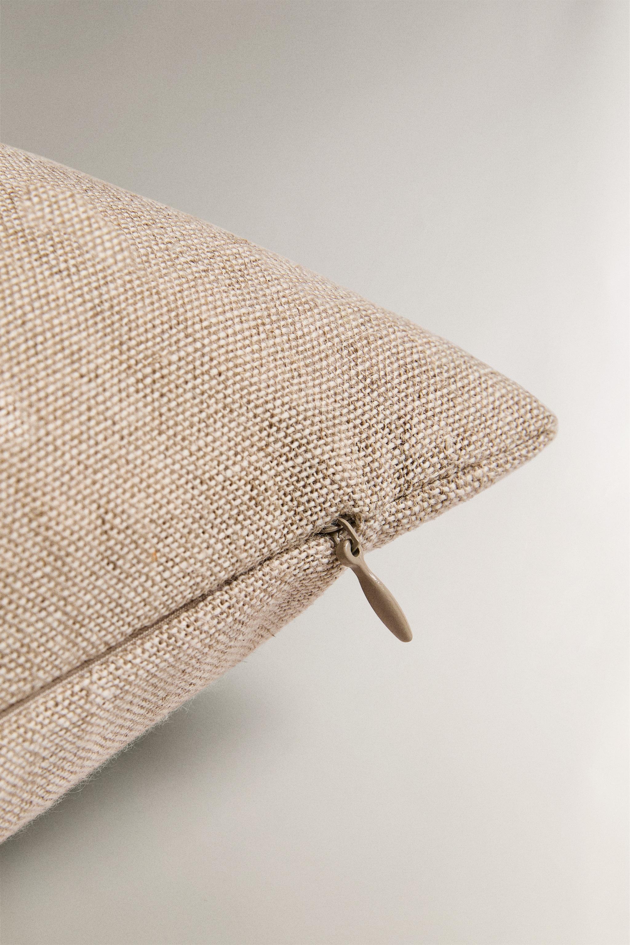 FLORAL PRINT THROW PILLOW COVER