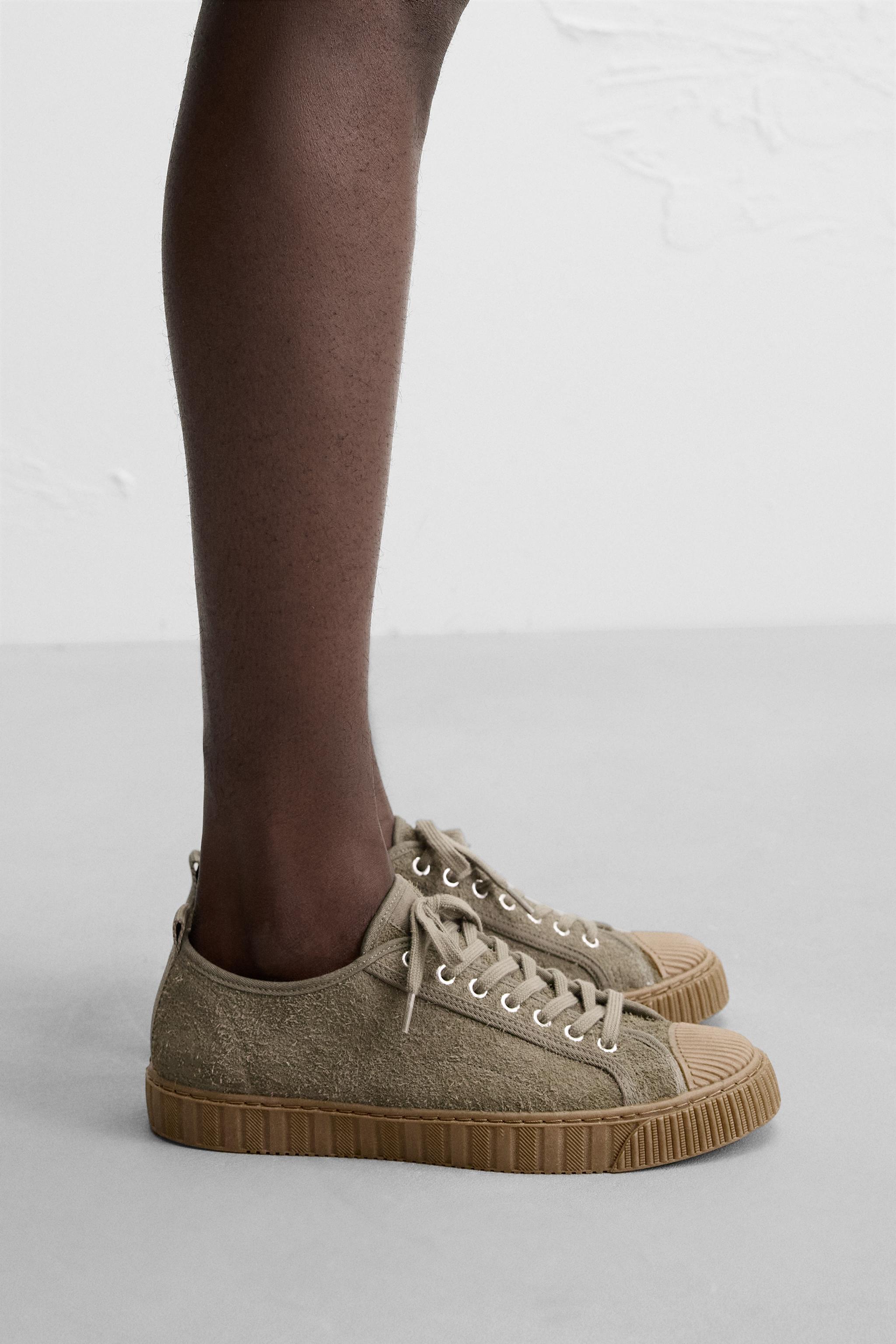 CONTRAST LEATHER SNEAKERS