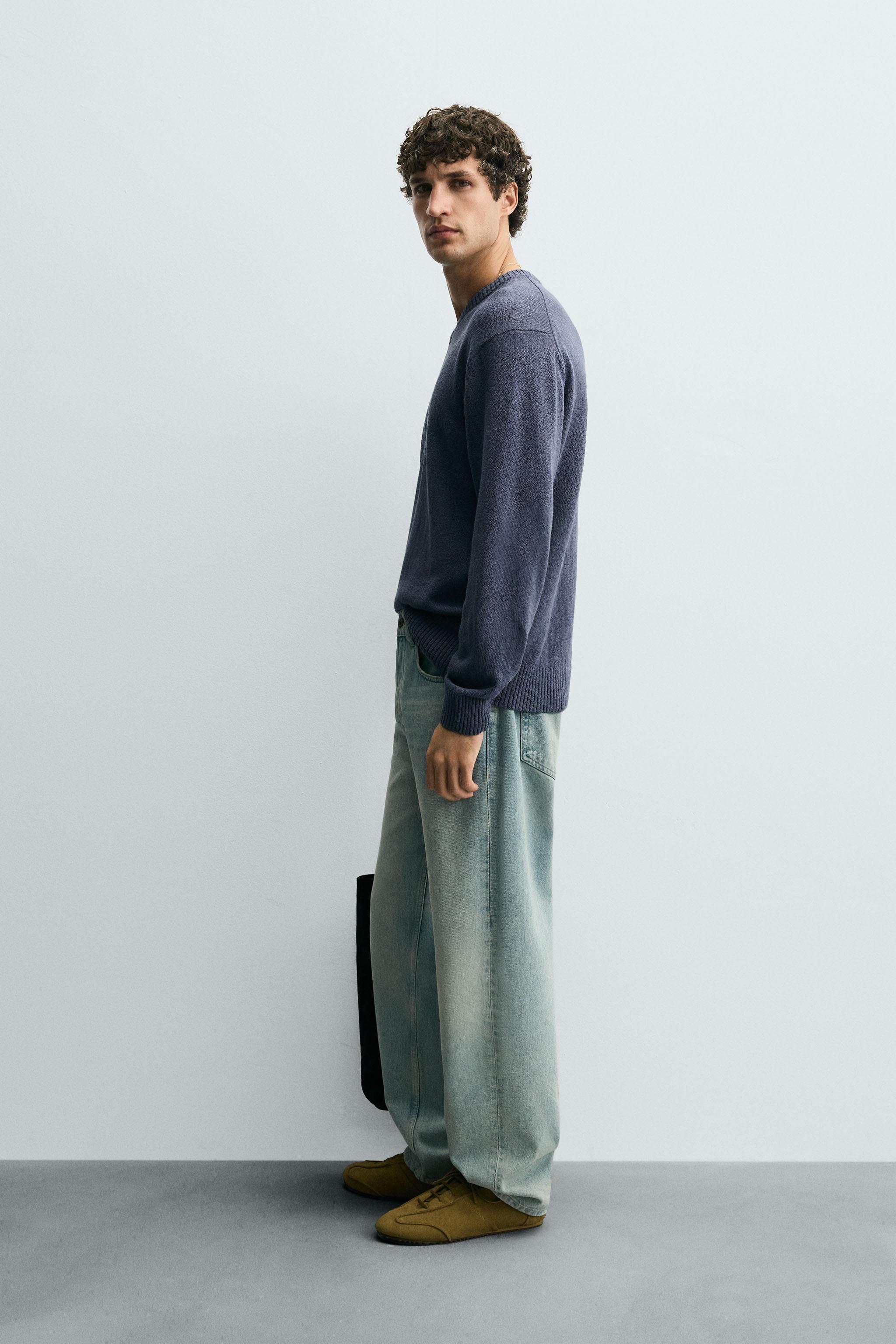 TEXTURED KNIT SWEATER