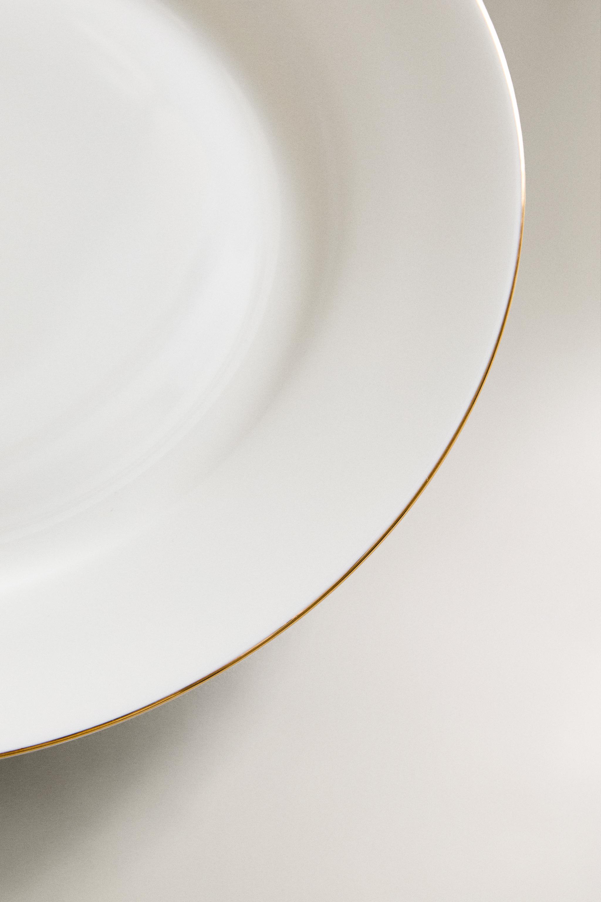RIMMED BONE CHINA DESSERT PLATE