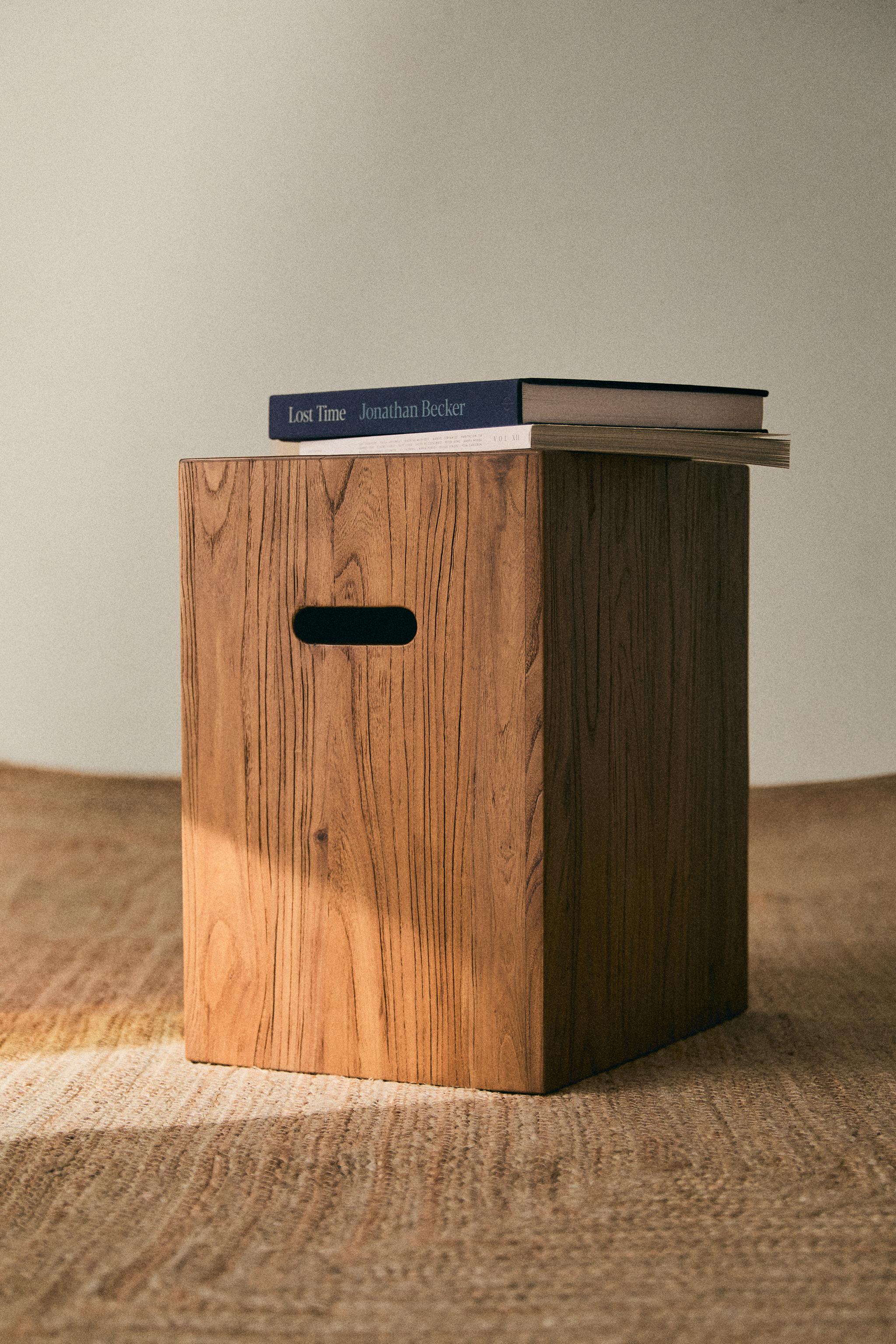 WOODEN CUBE SIDE TABLE