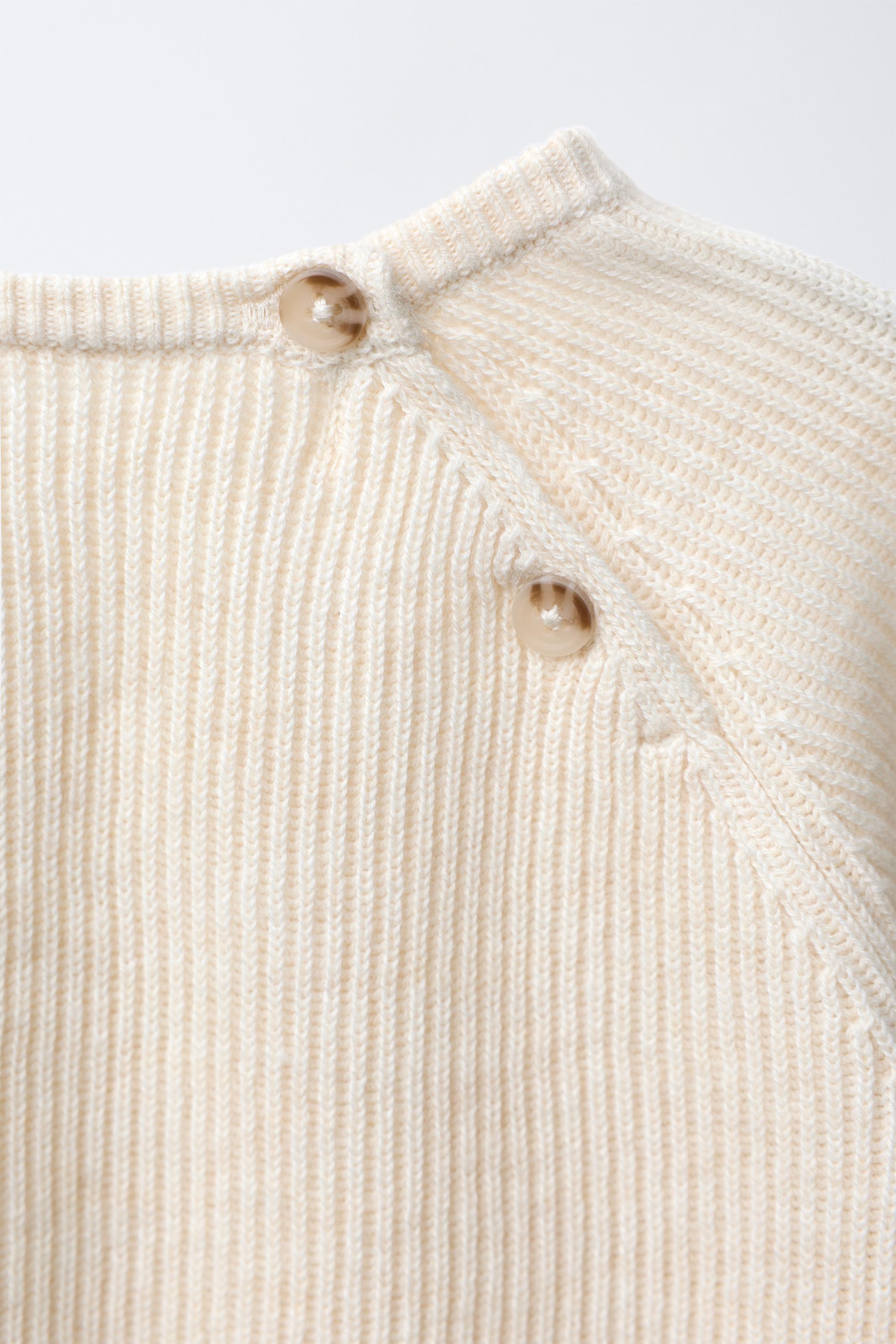 KNIT POCKET SWEATER