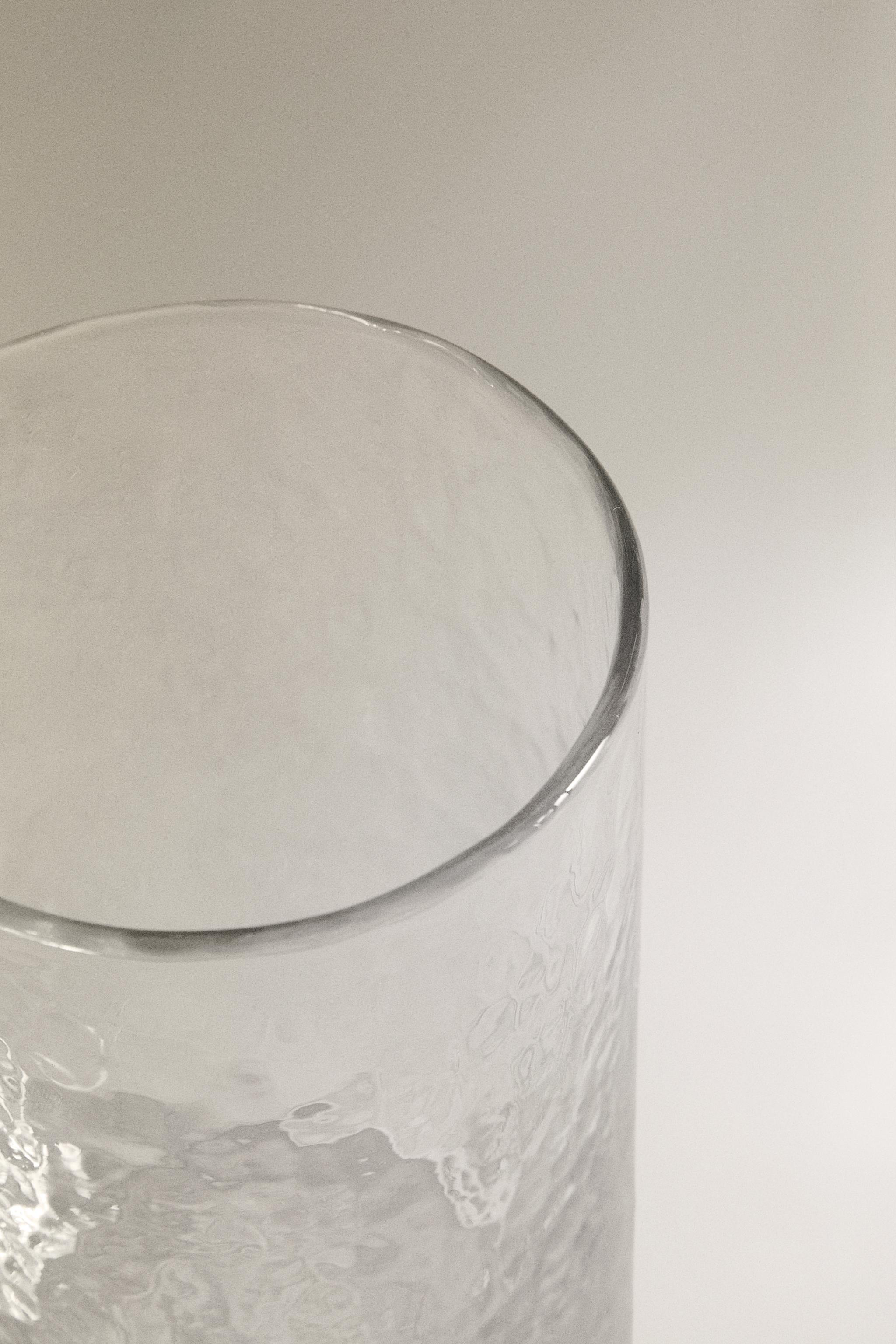 HAMMERED GLASS SOFT DRINK TUMBLER