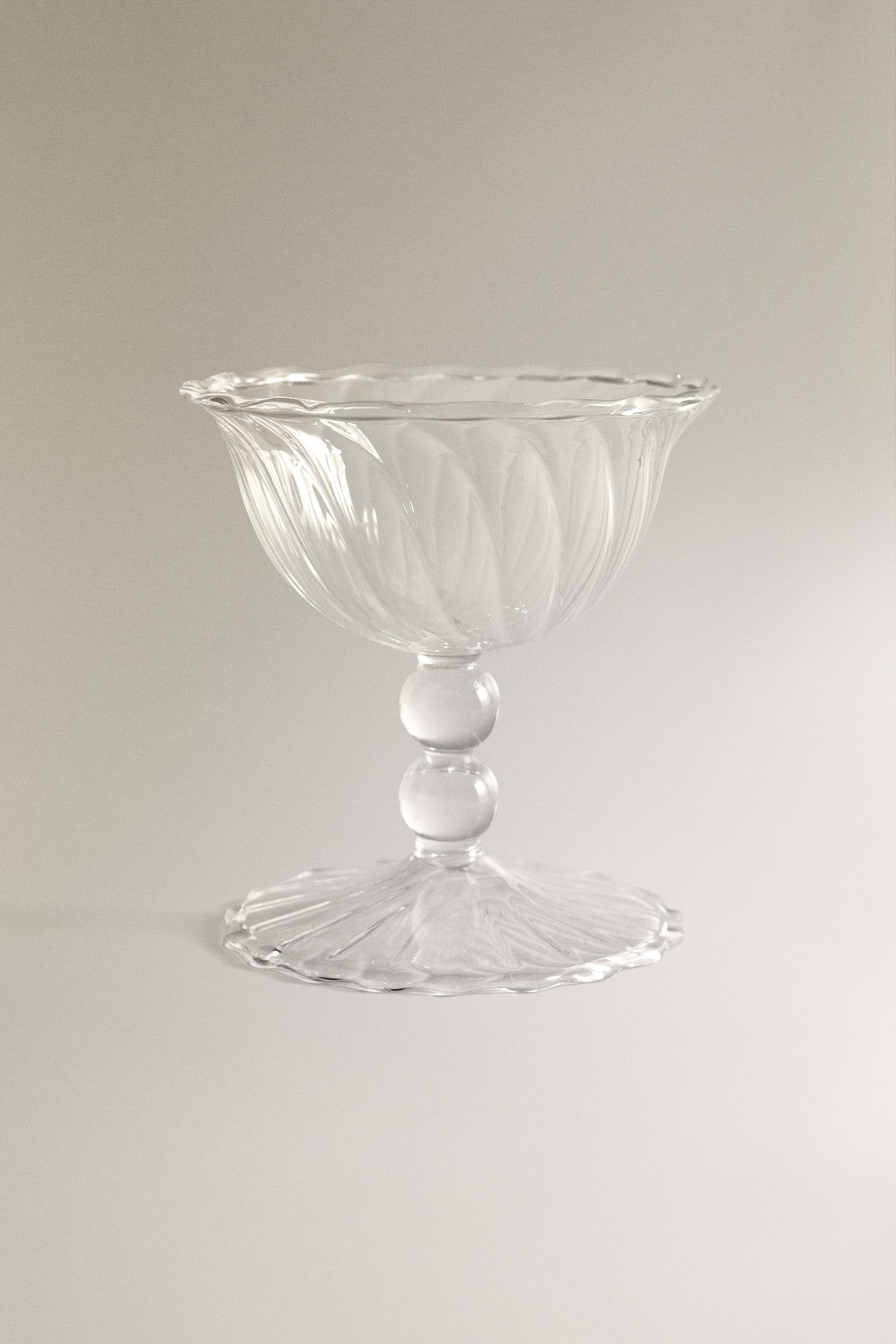 WAVY BOROSILICATE SHOT GLASS