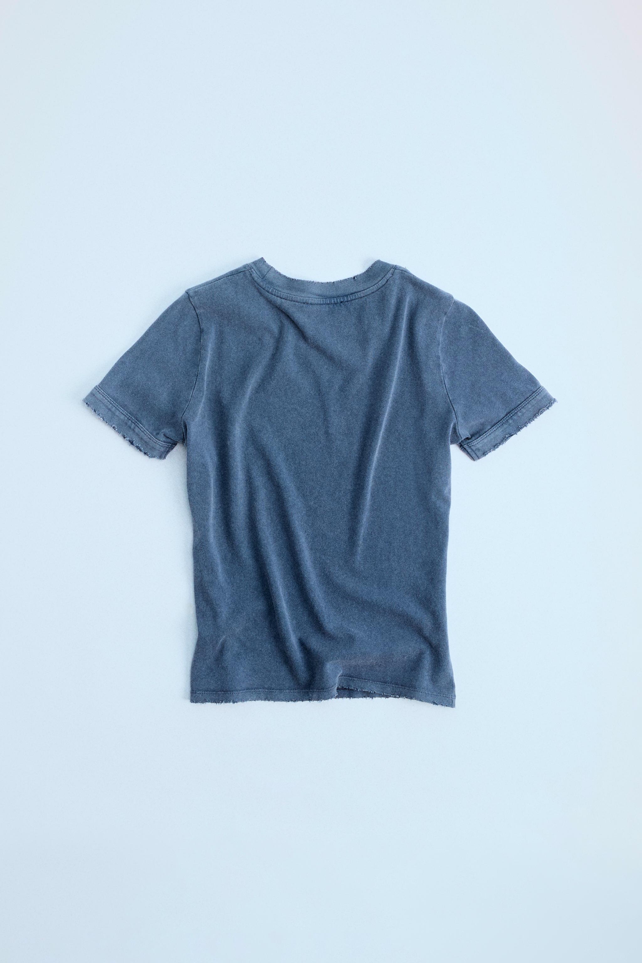 RIPPED WASHED EFFECT T-SHIRT