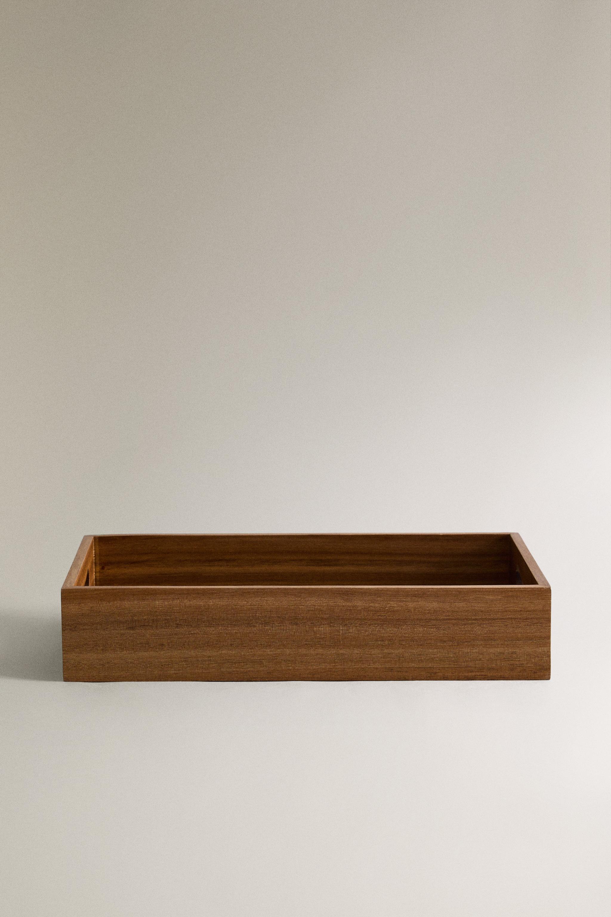 ACACIA WOOD TRAY WITH HANDLES