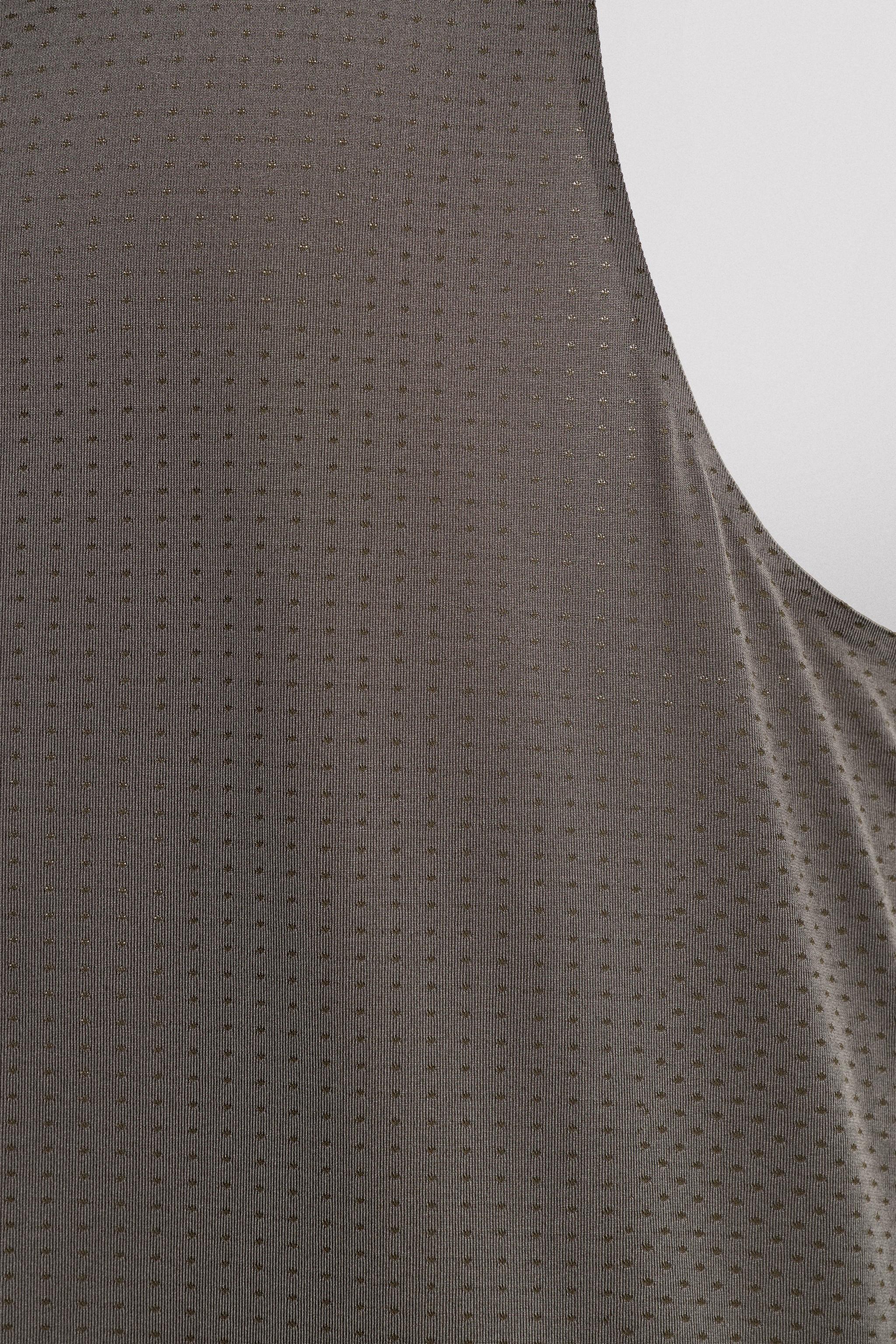 SEAMLESS TRAINING TANK TOP