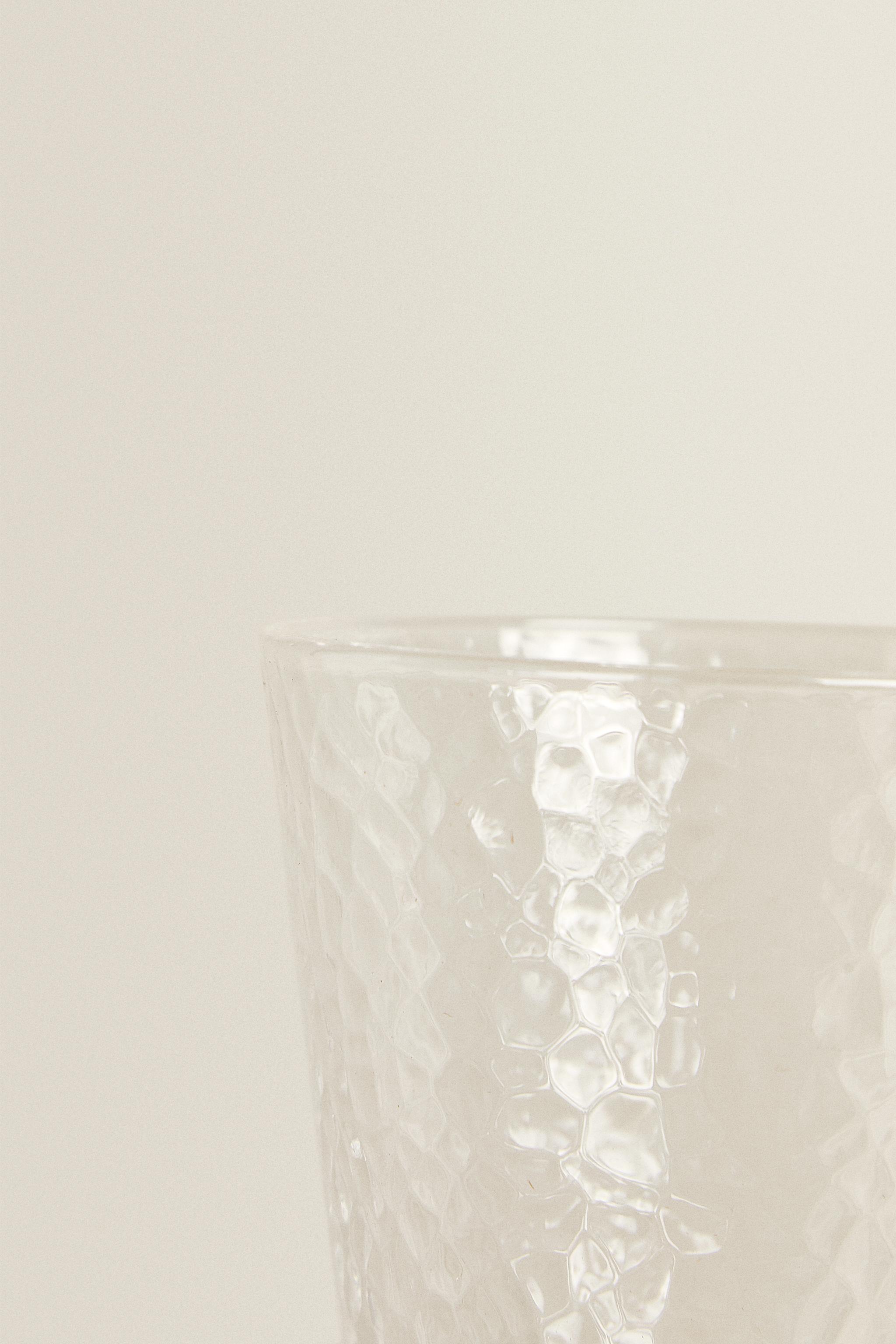 HAMMERED GLASS TUMBLER