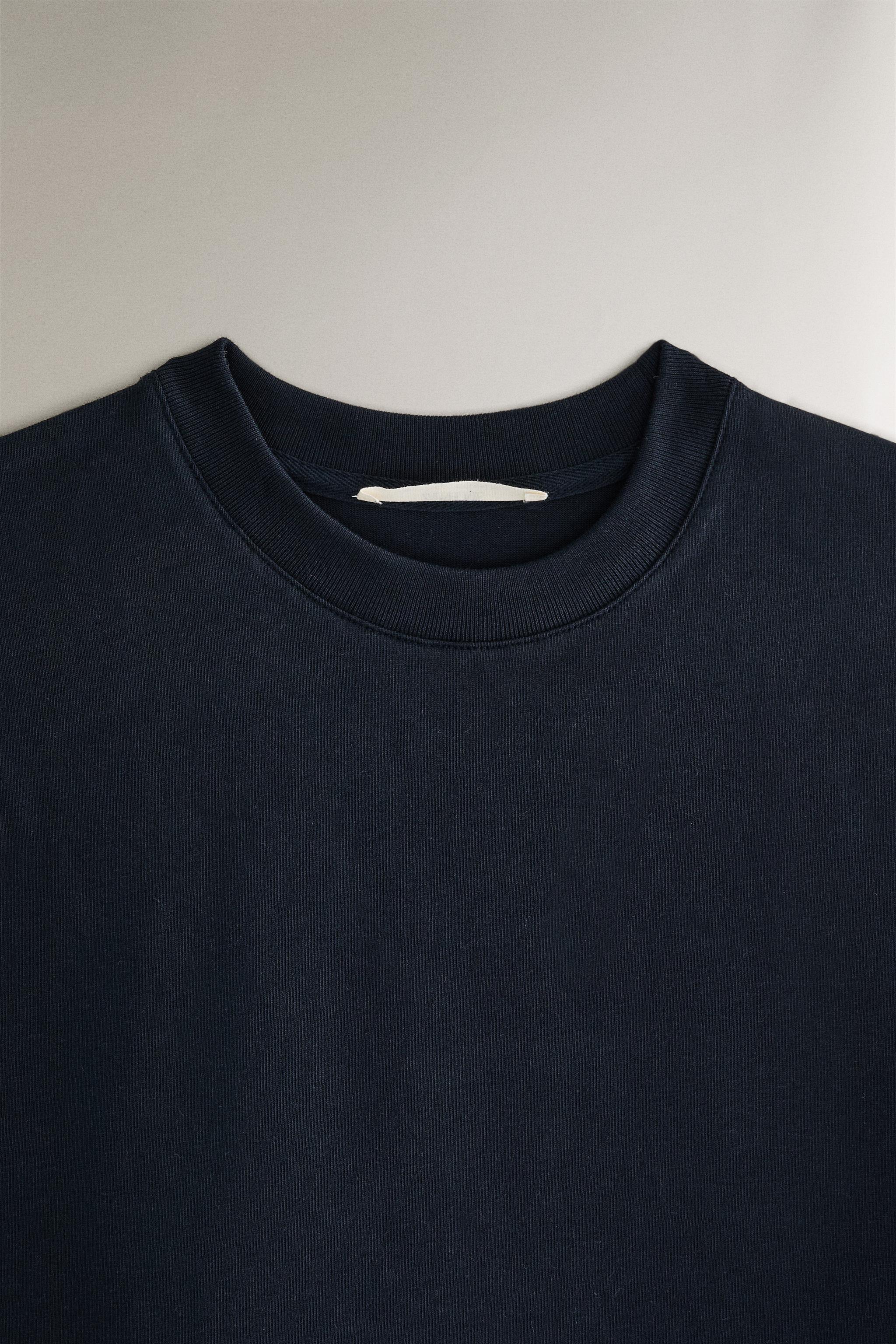 SHORT SLEEVE T-SHIRT