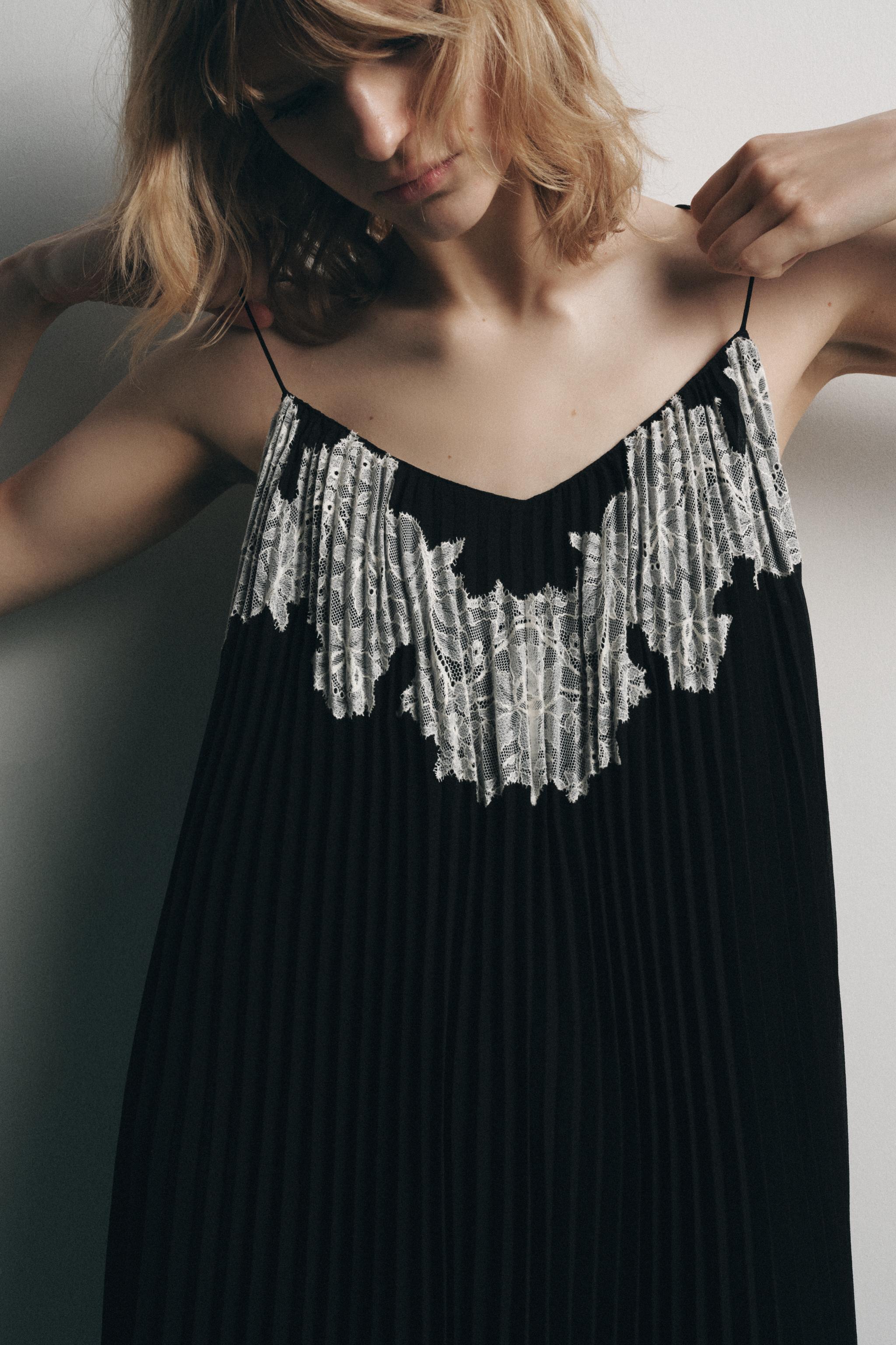 PLEATED DRESS WITH EMBROIDERY AND LACE