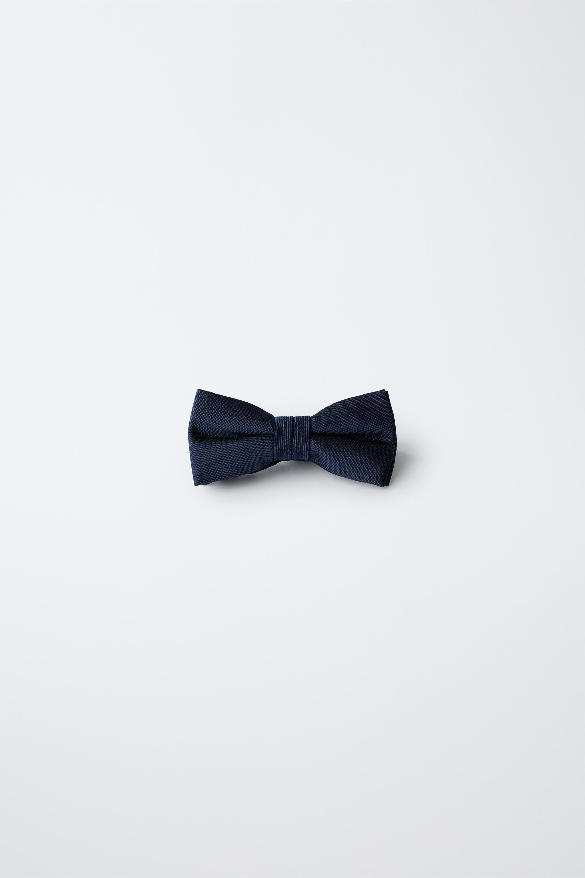 PLAIN BOW TIE