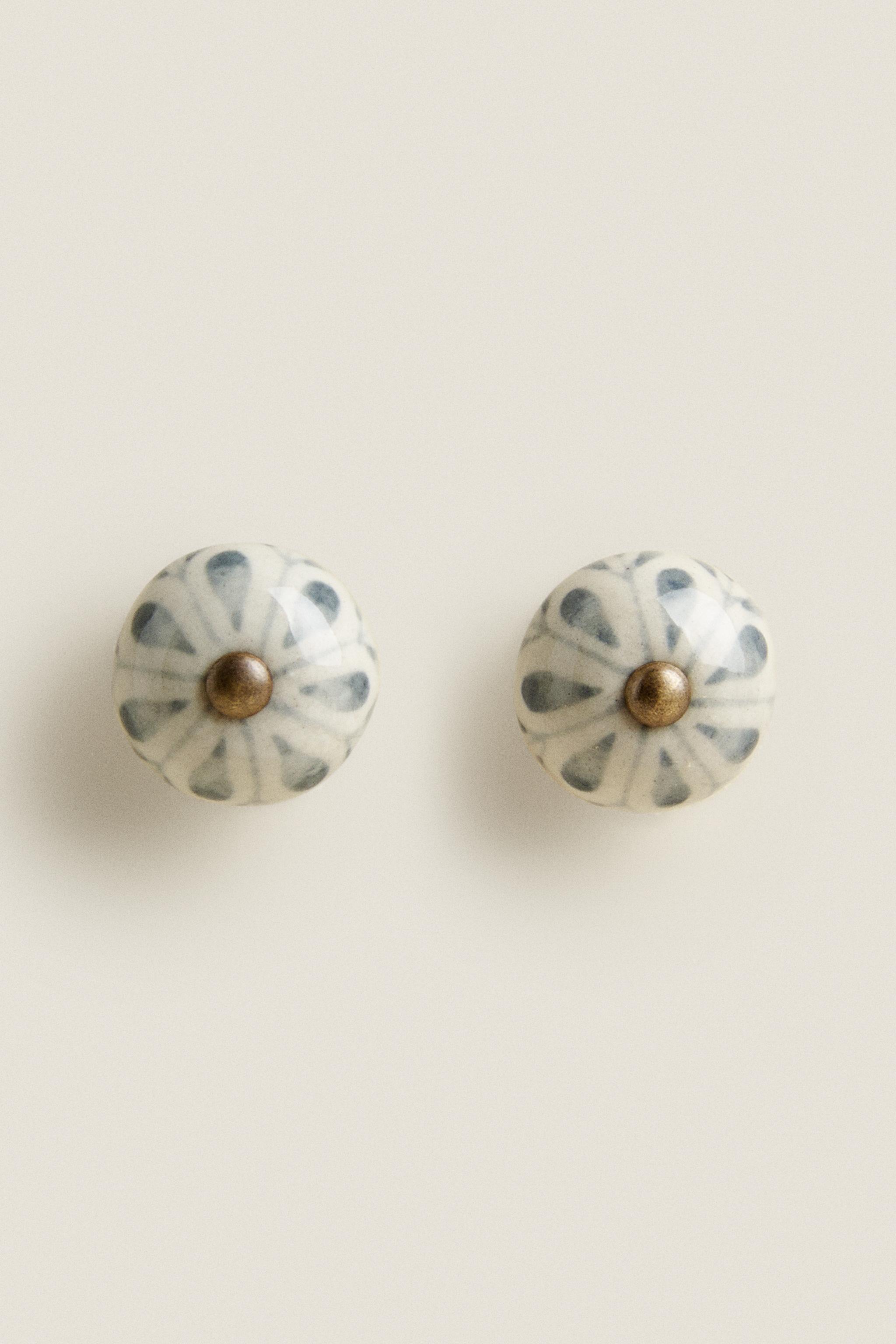 SET OF CERAMIC FLOWER KNOBS (SET OF 2)
