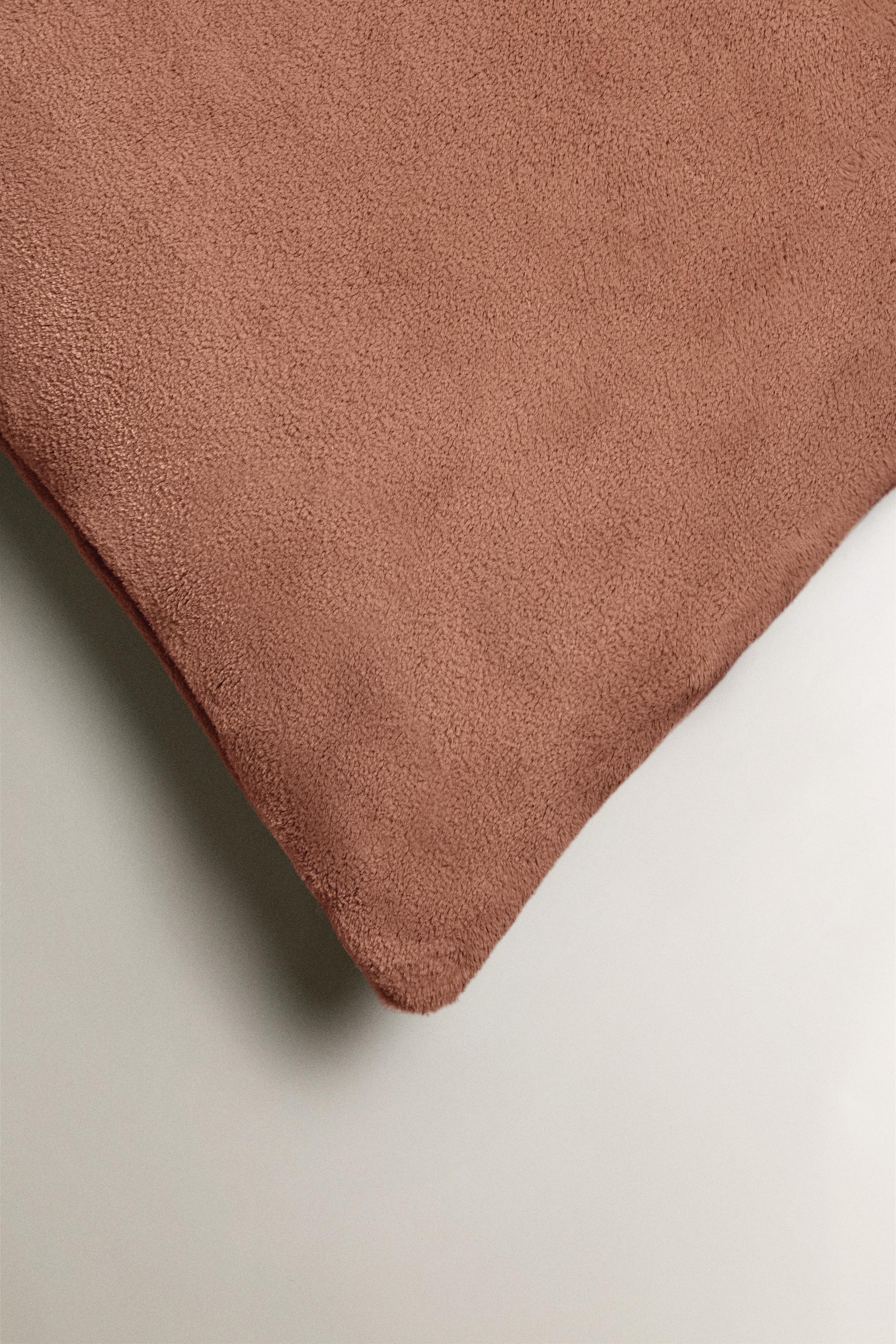 FAUX FUR THROW PILLOW COVER