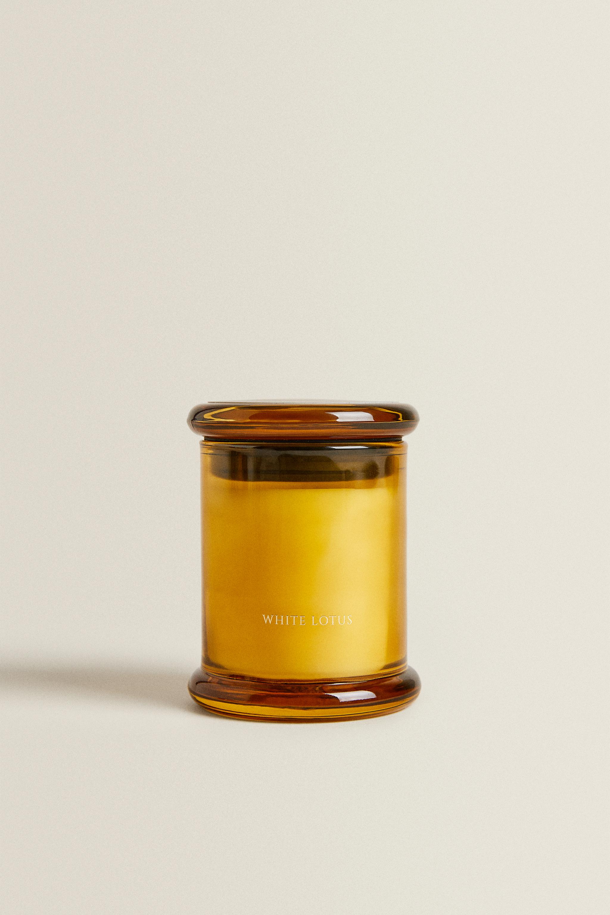 (150 G) WHITE LOTUS SCENTED CANDLE