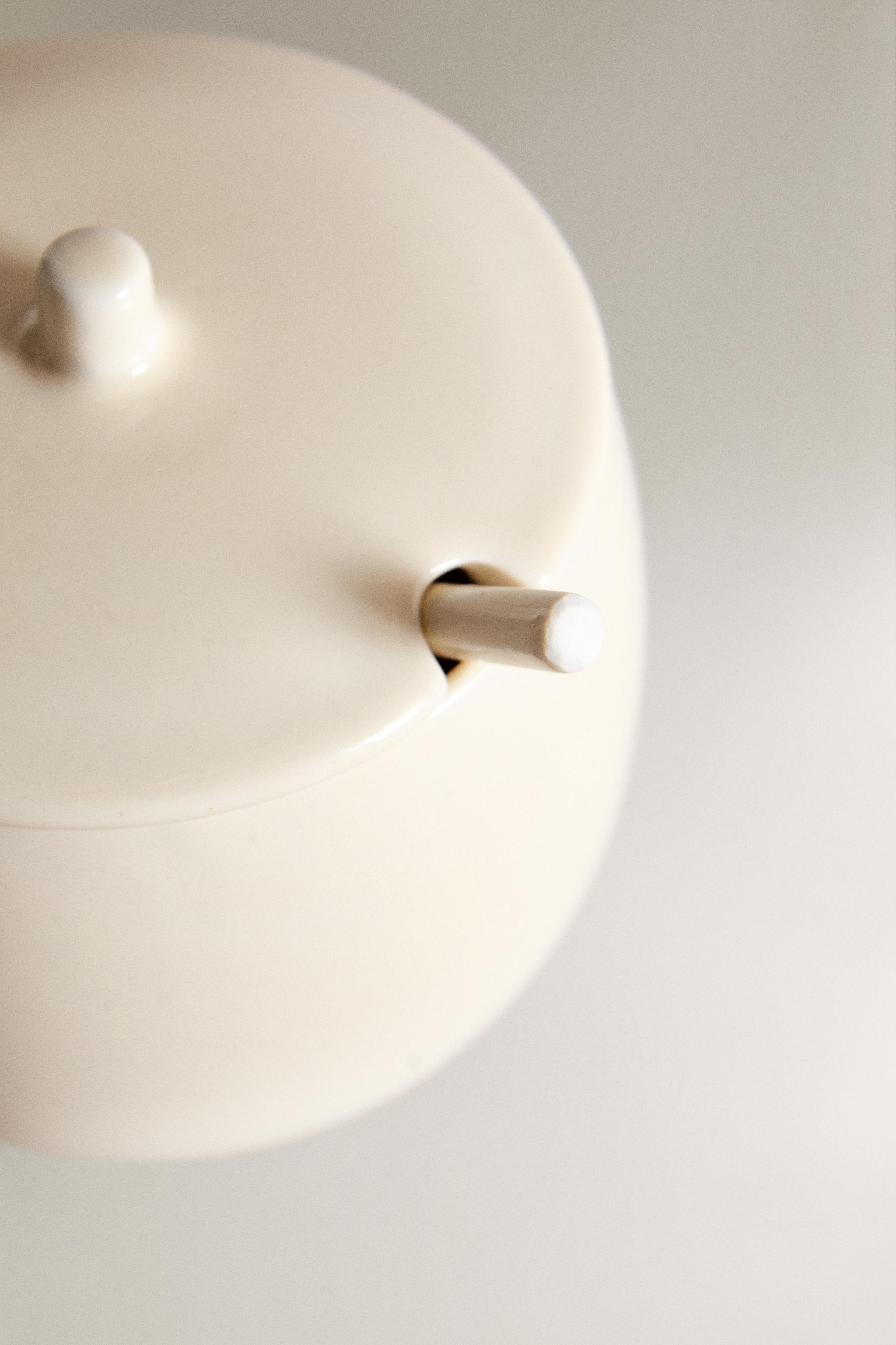 PLAIN SPOON STONEWARE SUGAR BOWL