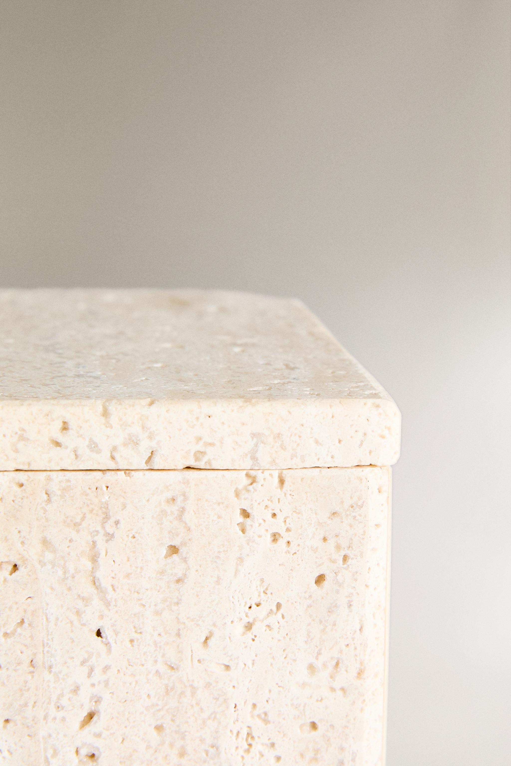 BEIGE MARBLE STORAGE BOX