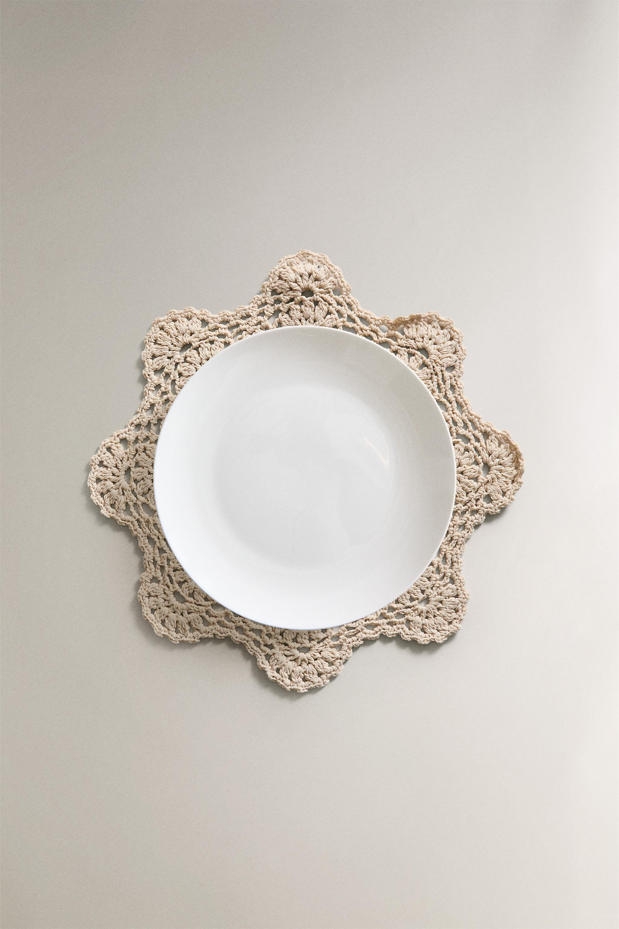 CROCHET PLACEMAT