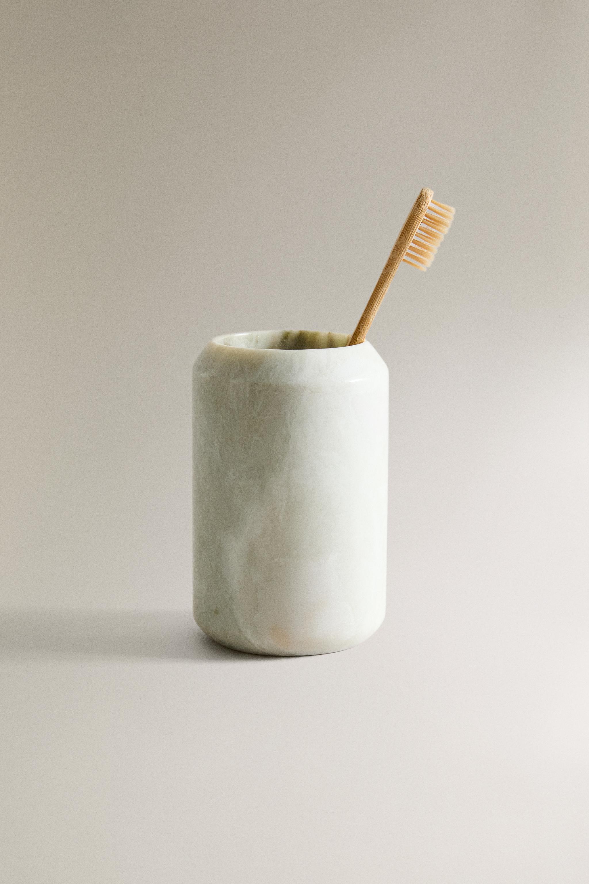MARBLE TOOTHBRUSH HOLDER