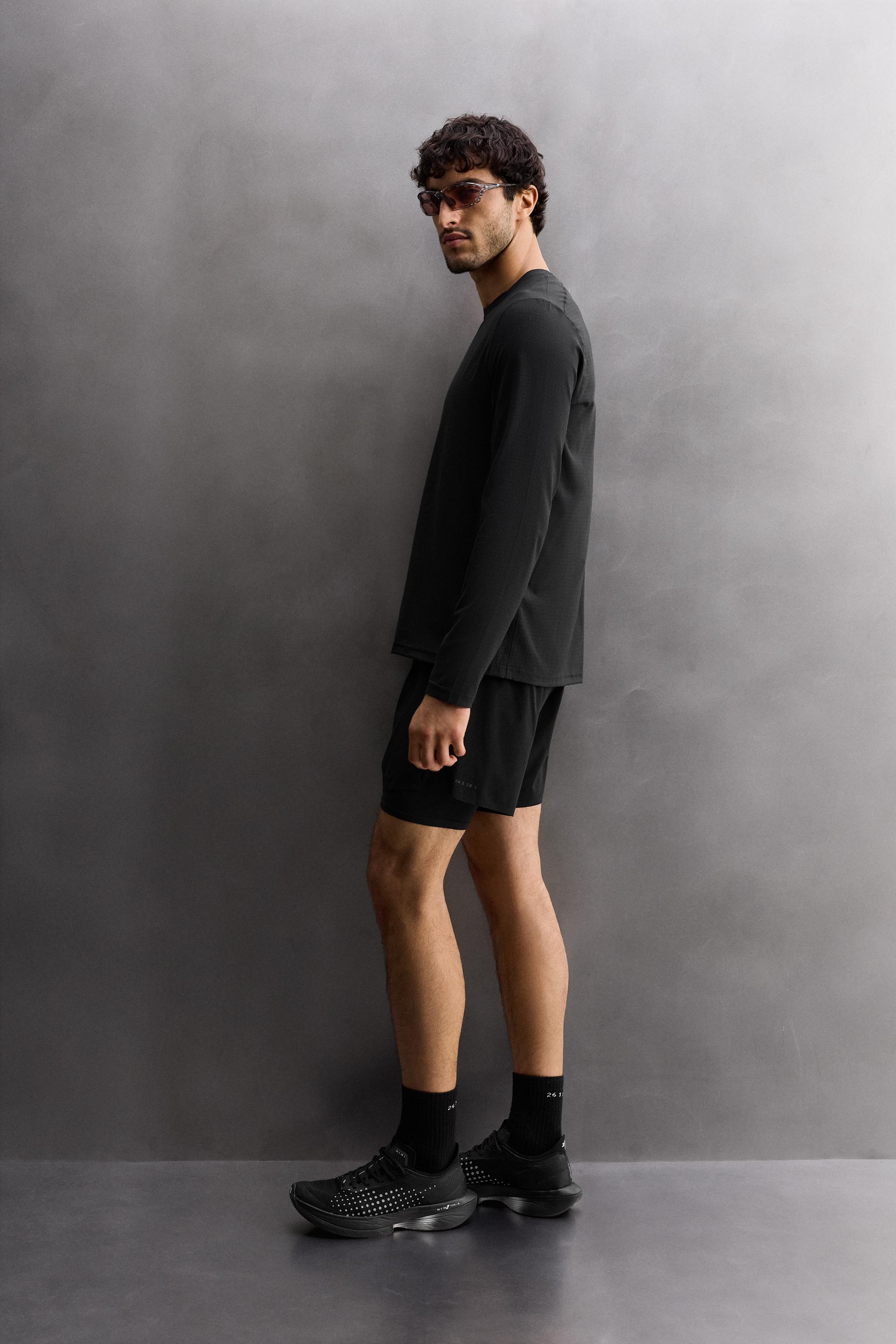 PERFORATED LONG SLEEVE T-SHIRT