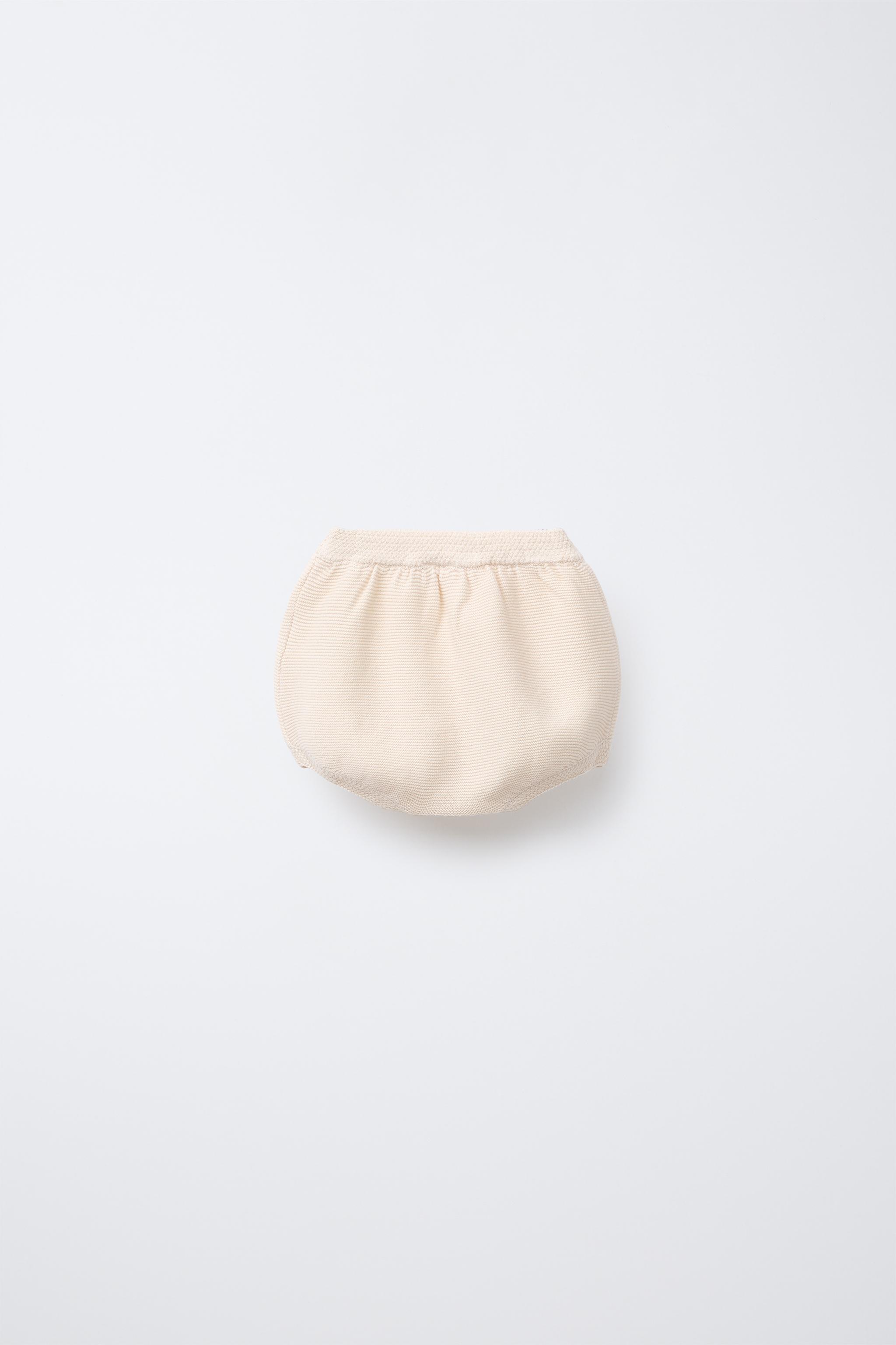 EMBROIDERED FLORAL LINKS KNIT BLOOMER