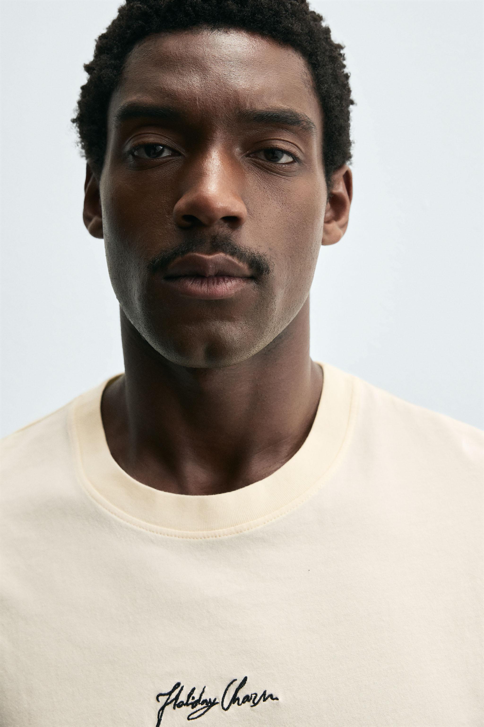 EMBROIDERED TEXT T-SHIRT