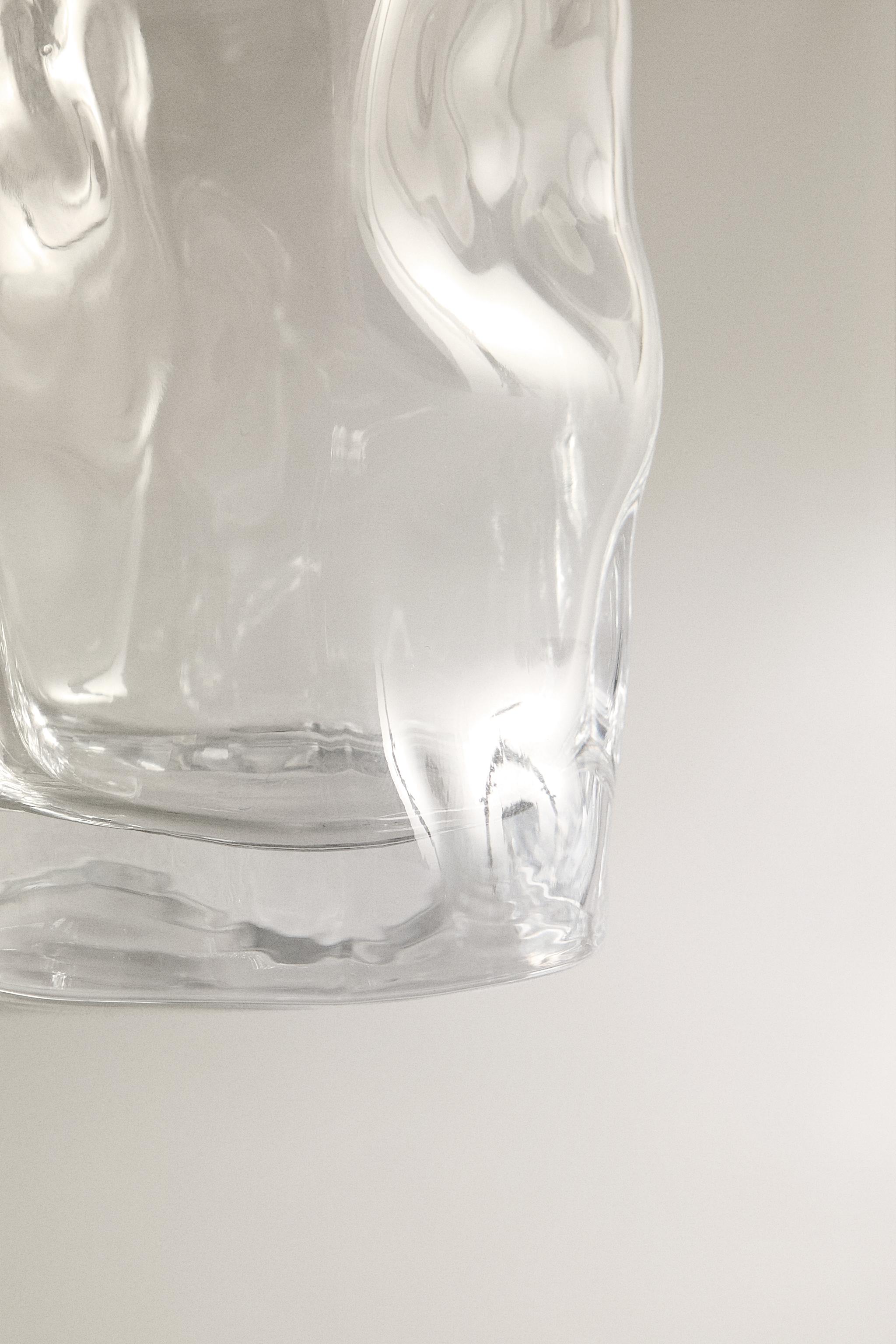 WAVY GLASS TUMBLER