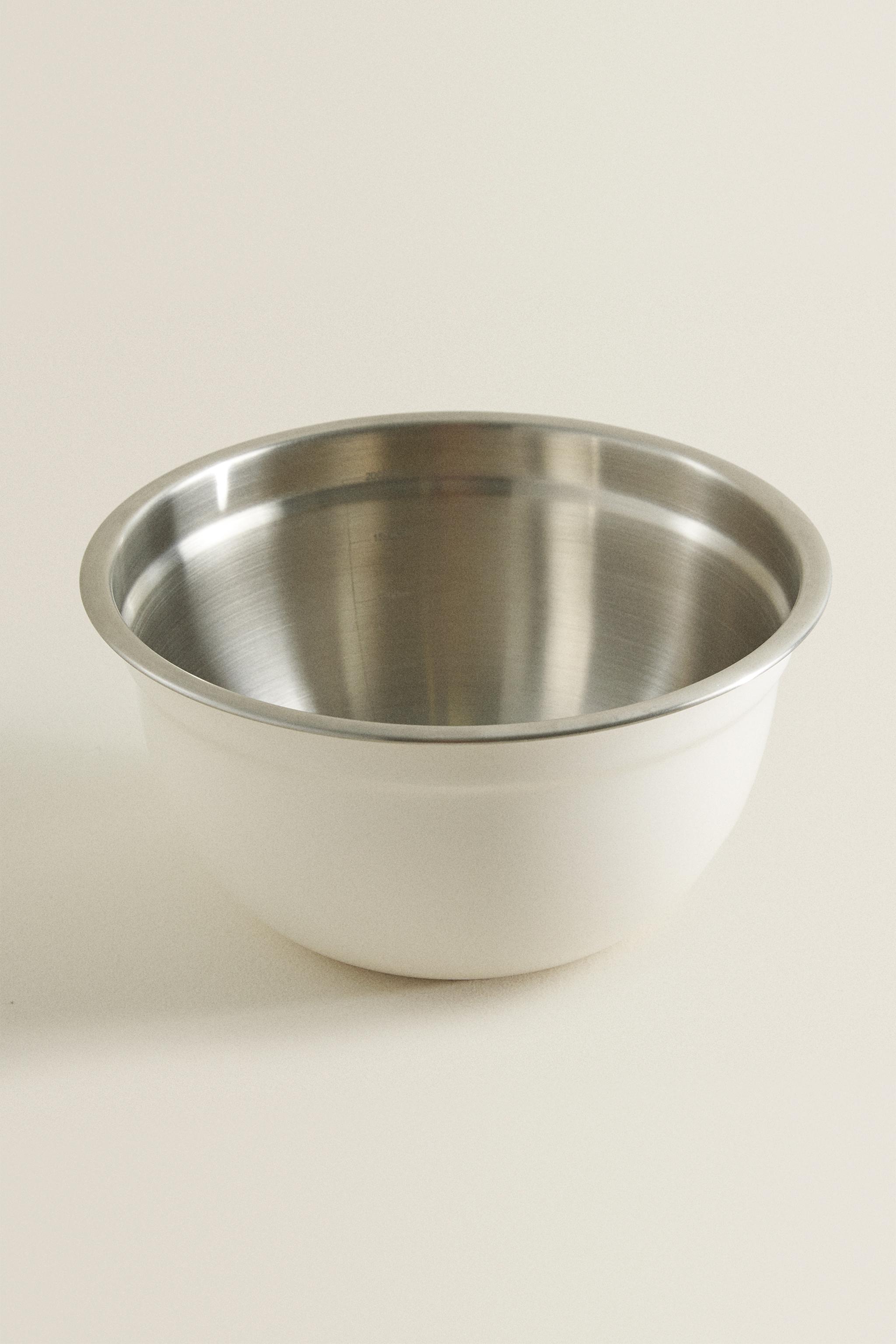 STACKABLE KITCHEN MIXING BOWL