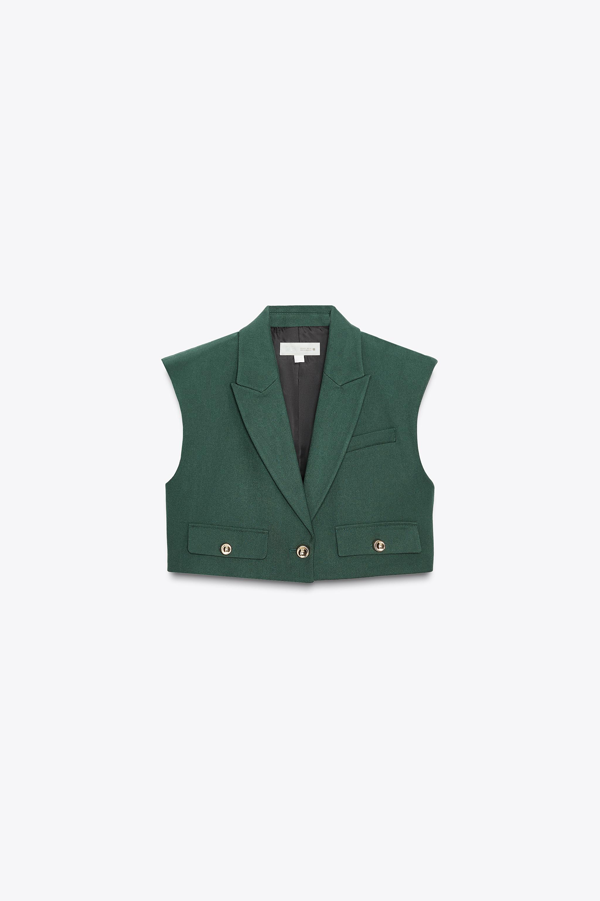 SHORT VEST WITH FLAPS