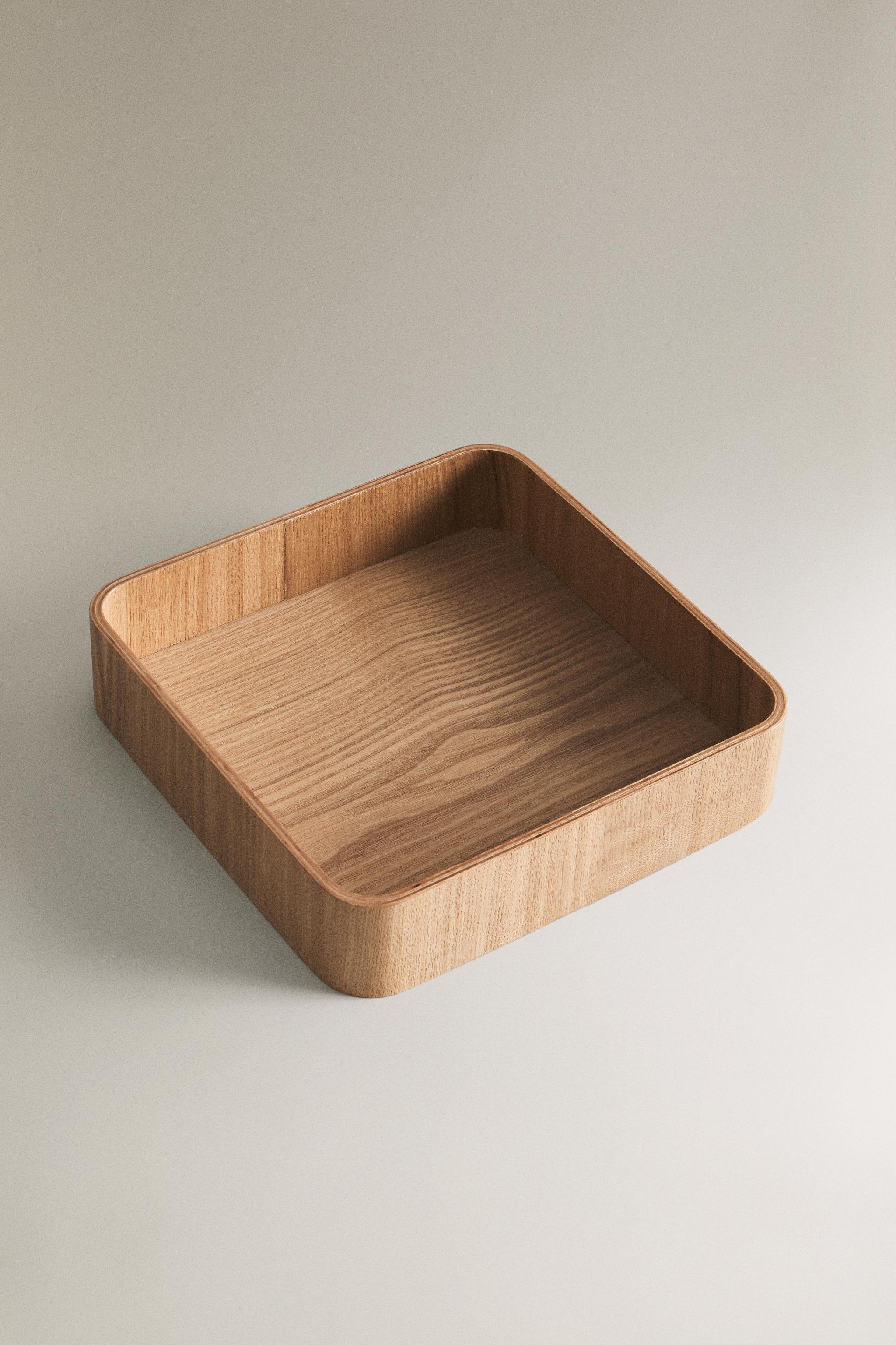 WOODEN NAPKIN HOLDER