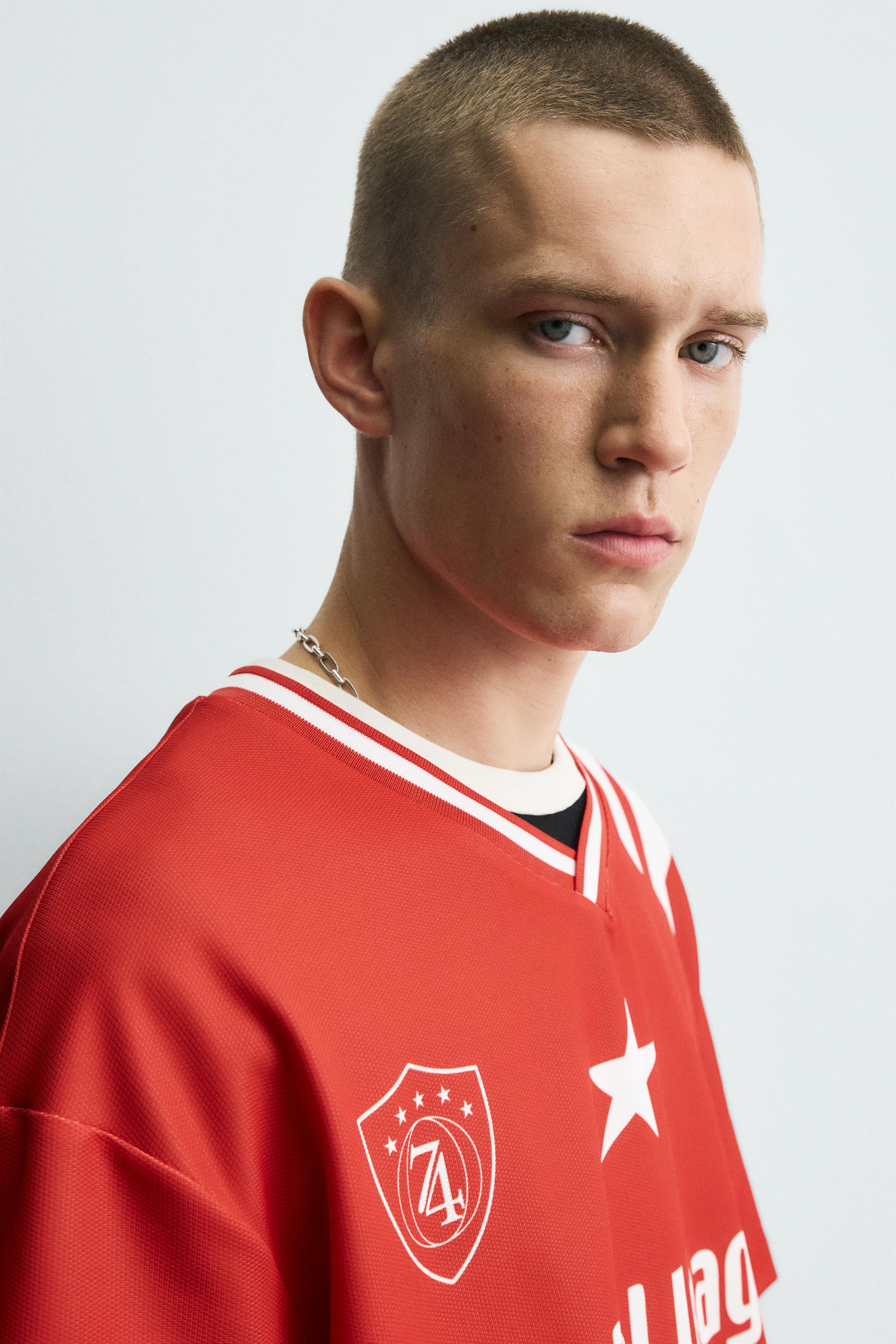 RETRO FOOTBALL PRINT T-SHIRT