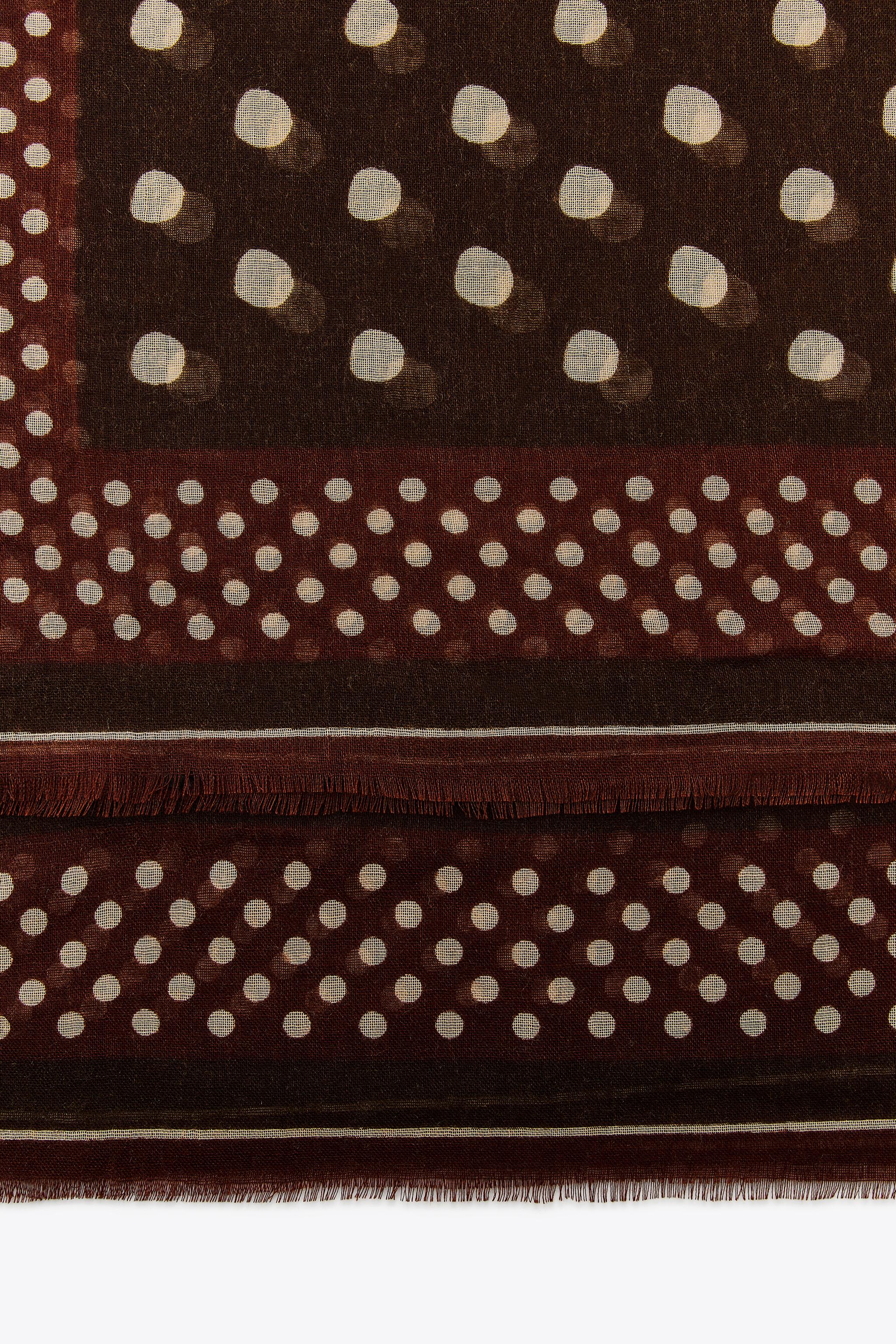 DOT PRINT SCARF