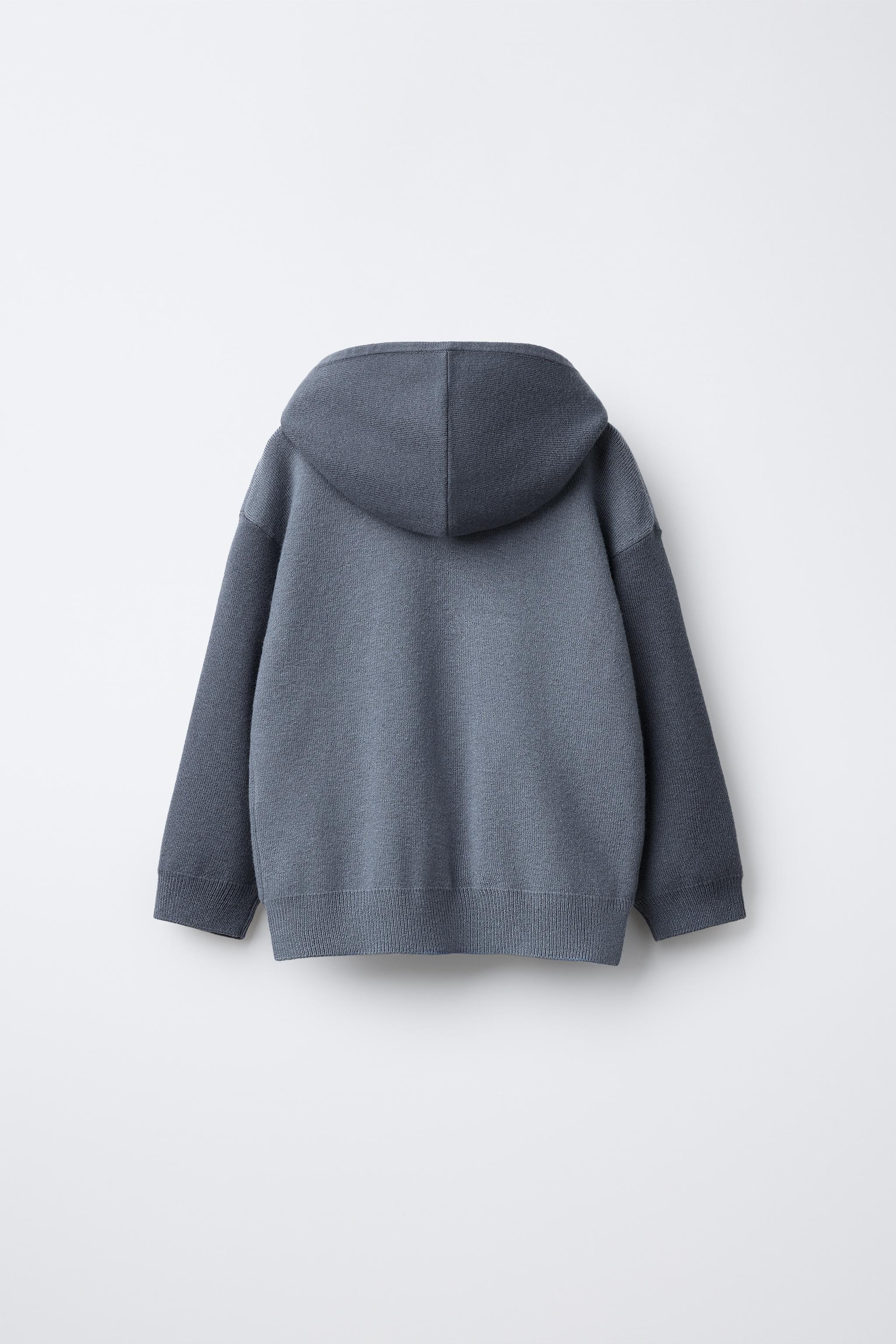 HOODED KNIT SWEATER