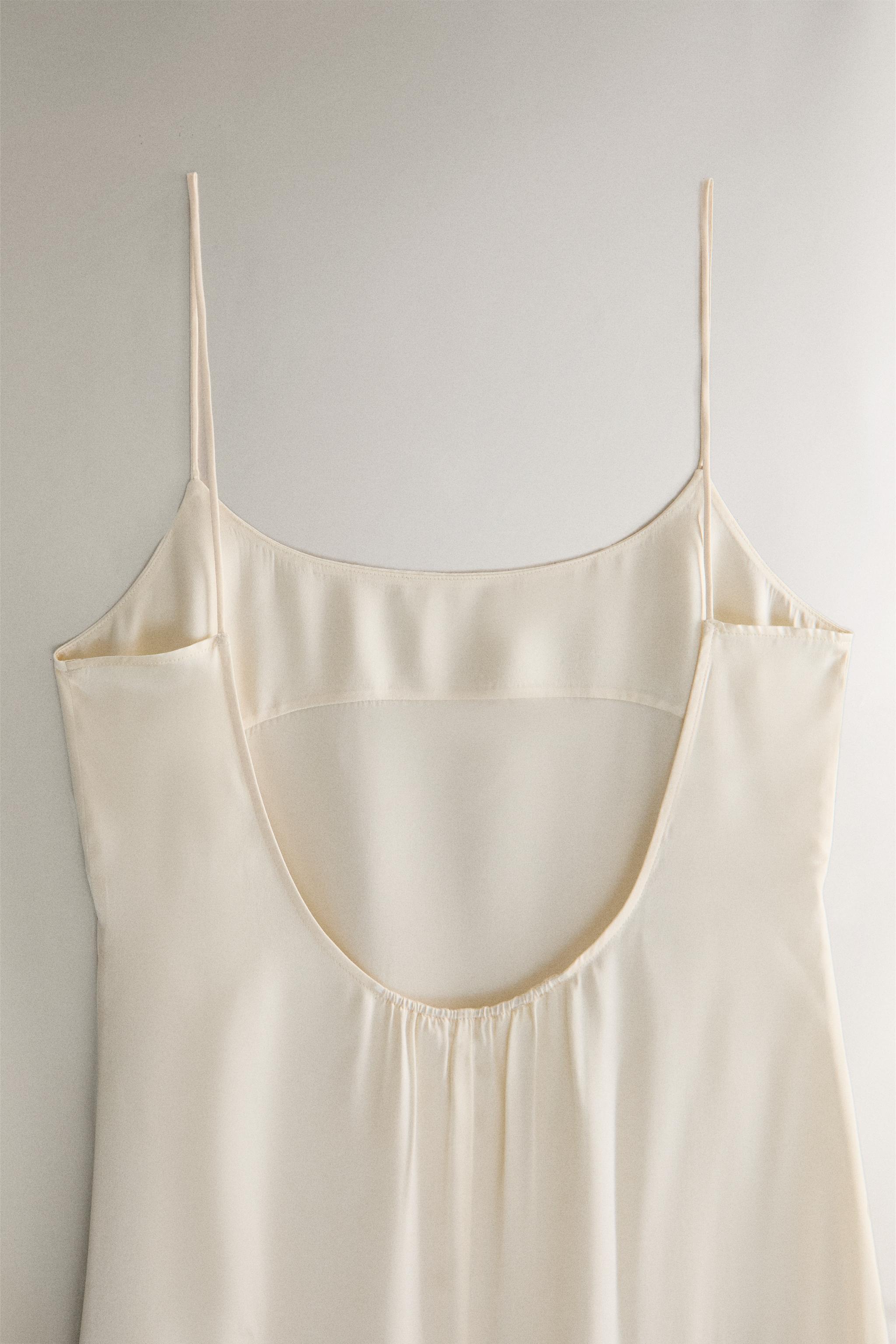 BEIGE SILK NIGHTGOWN