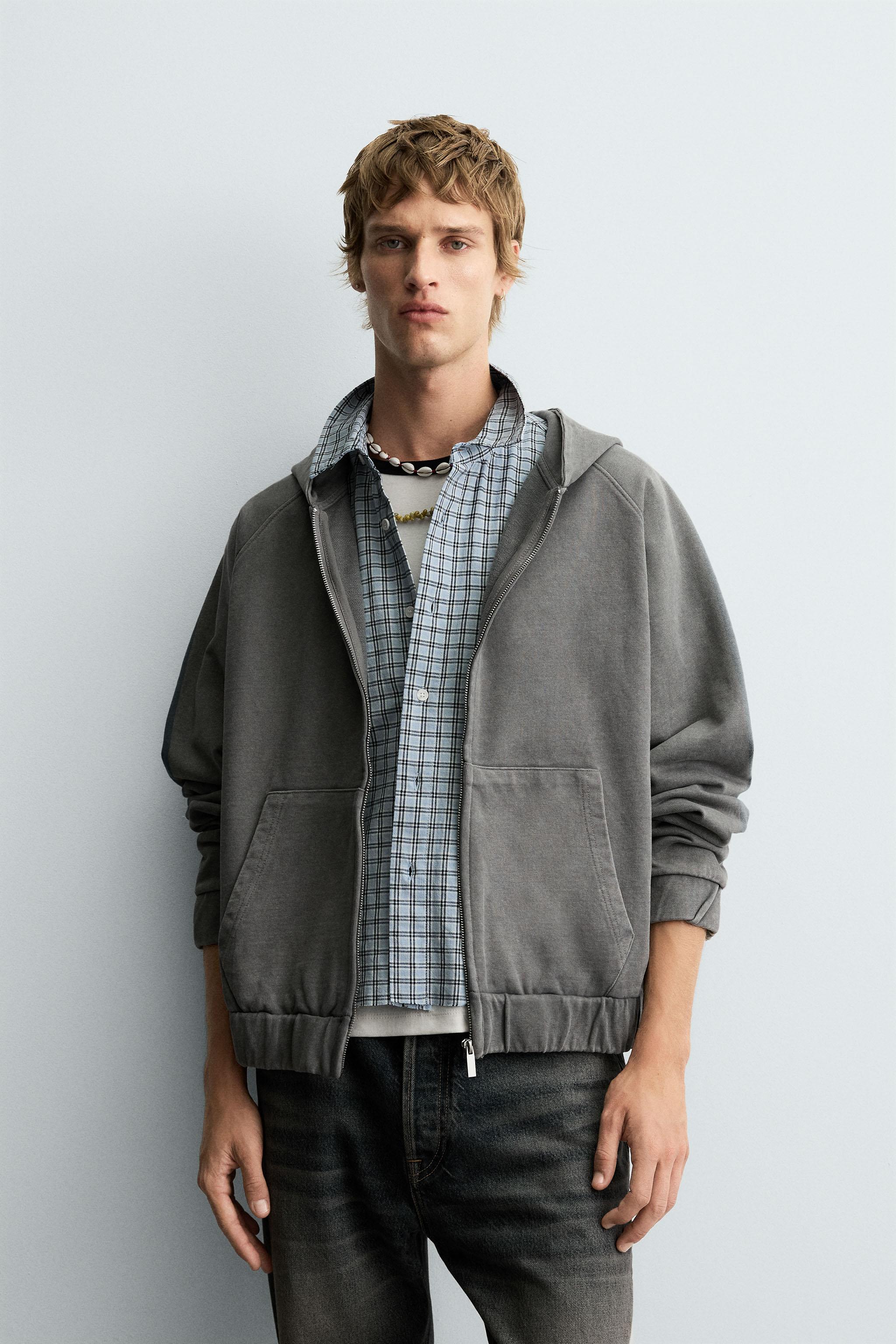 BOXY FIT HOODIE SWEATSHIRT