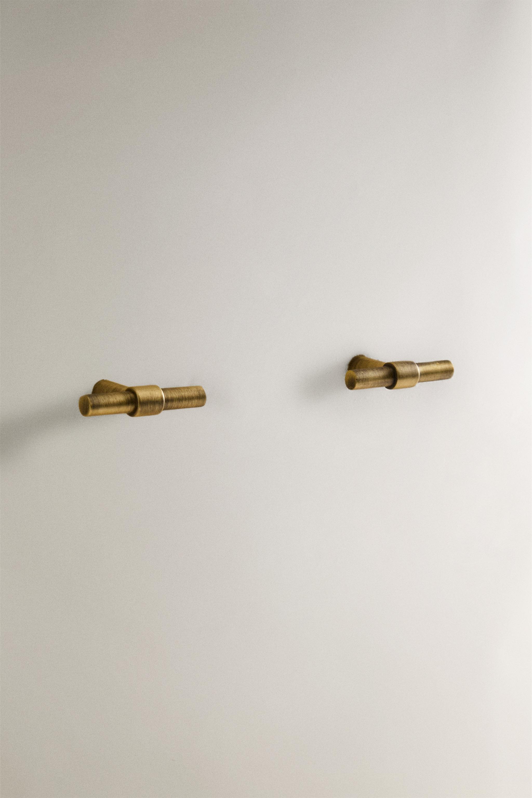SET OF GOLD METALLIC KNOBS (SET OF 2)